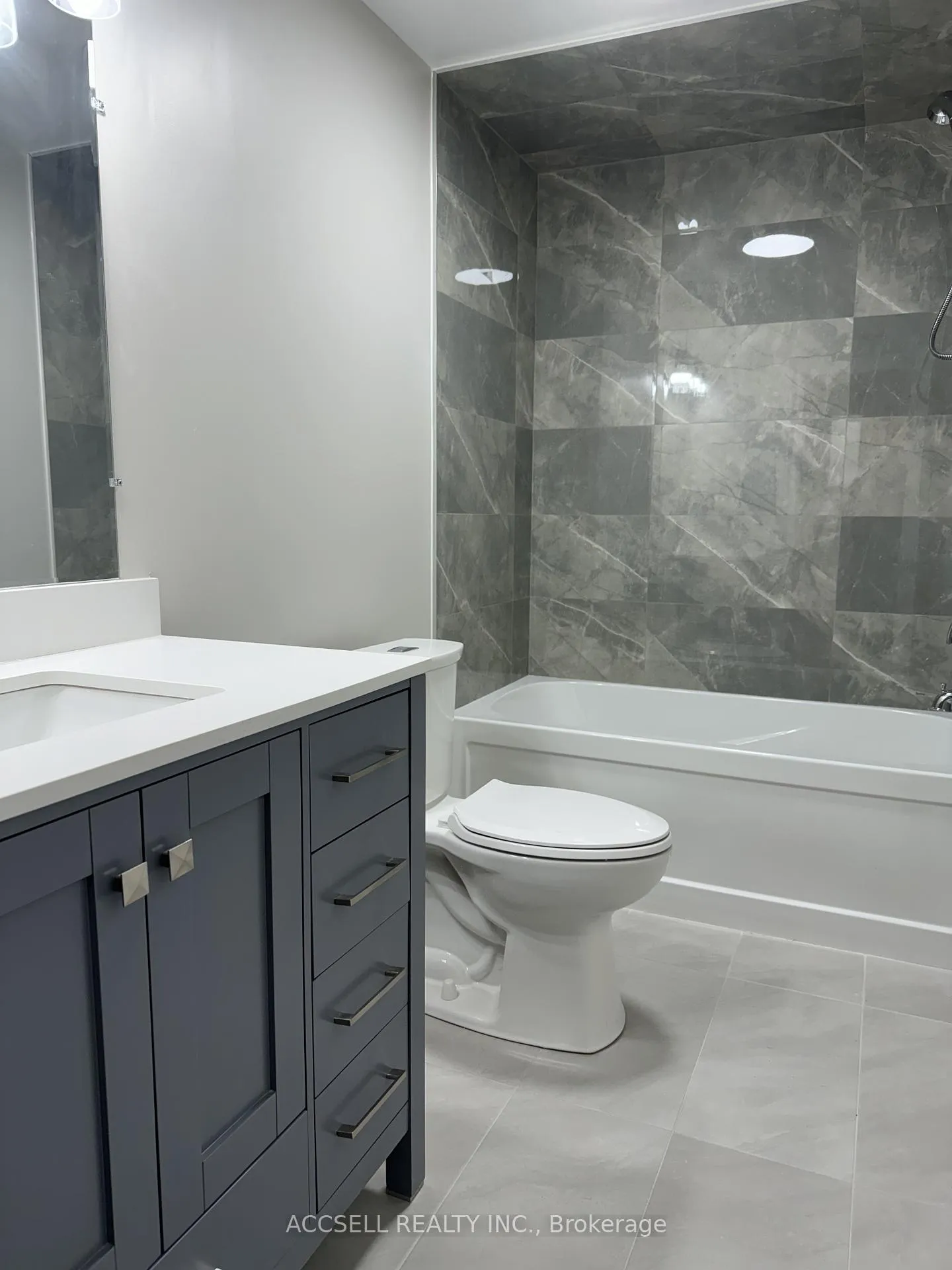 Photo 6 of Unit BSMT, 23 Catherine Drive, Barrie, Painswick South — HOMEH
