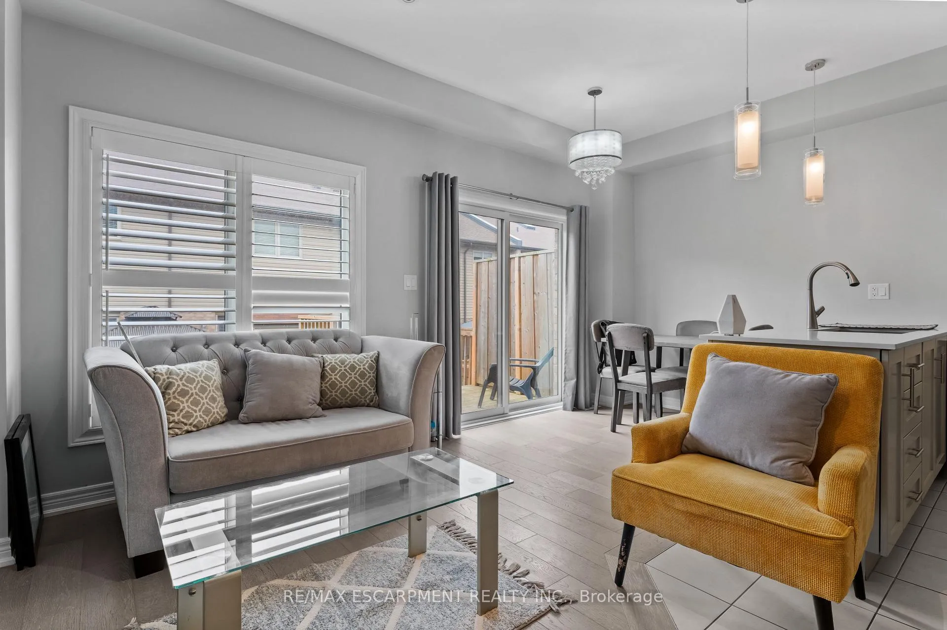 Photo 5 of Unit 20, 377 Glancaster Road, Hamilton, Villages of Glancaster — HOMEH