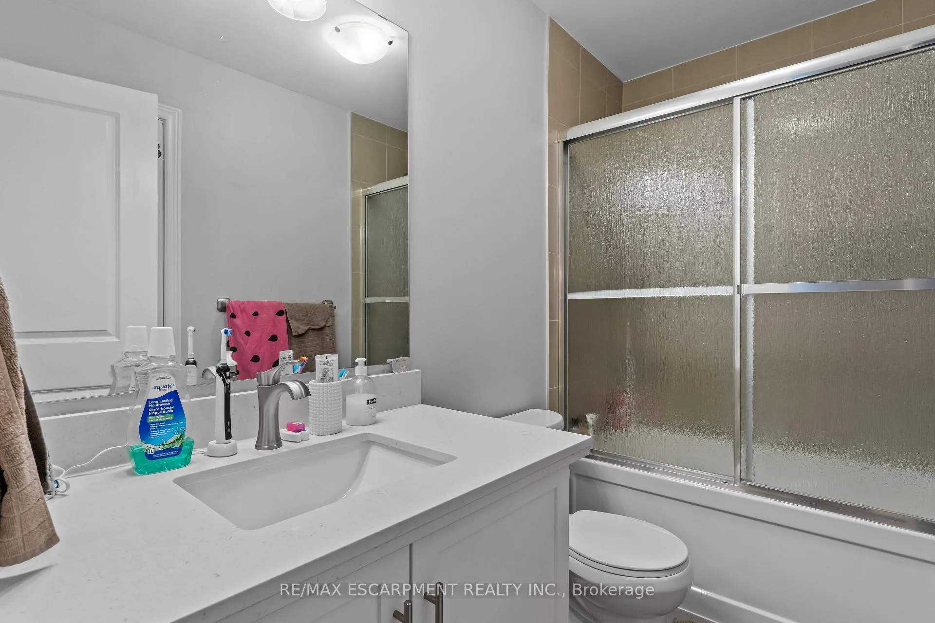 Photo 21 of Unit 20, 377 Glancaster Road, Hamilton, Villages of Glancaster — HOMEH