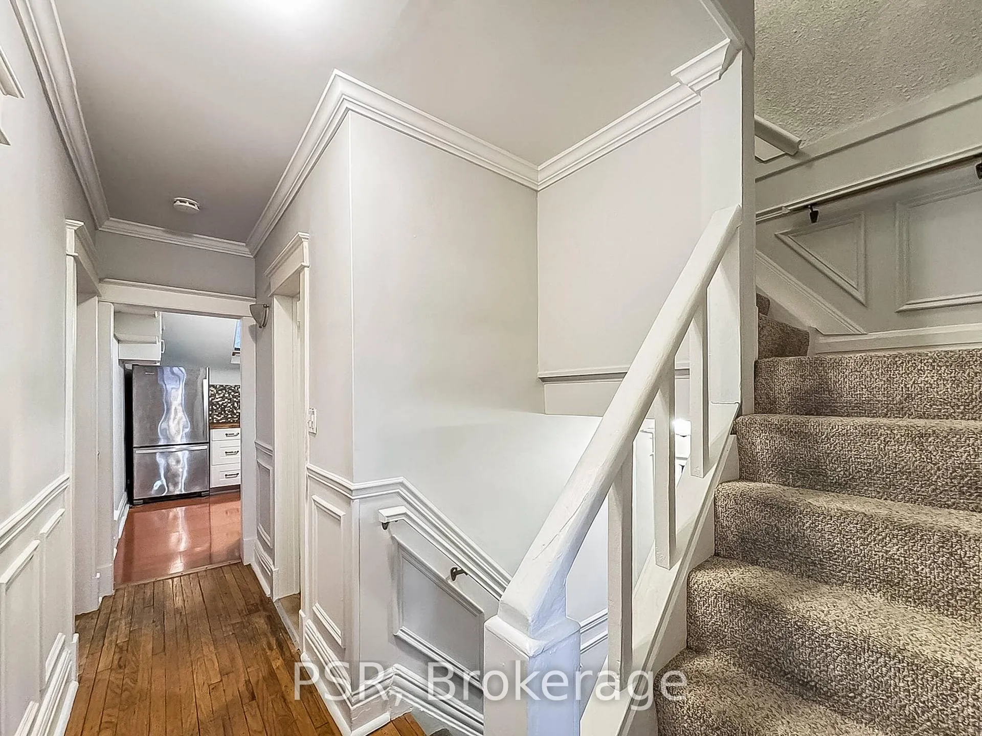 Photo 5 of Unit Upper, 79 Wembley Drive, Toronto, Woodbine Corridor — HOMEH