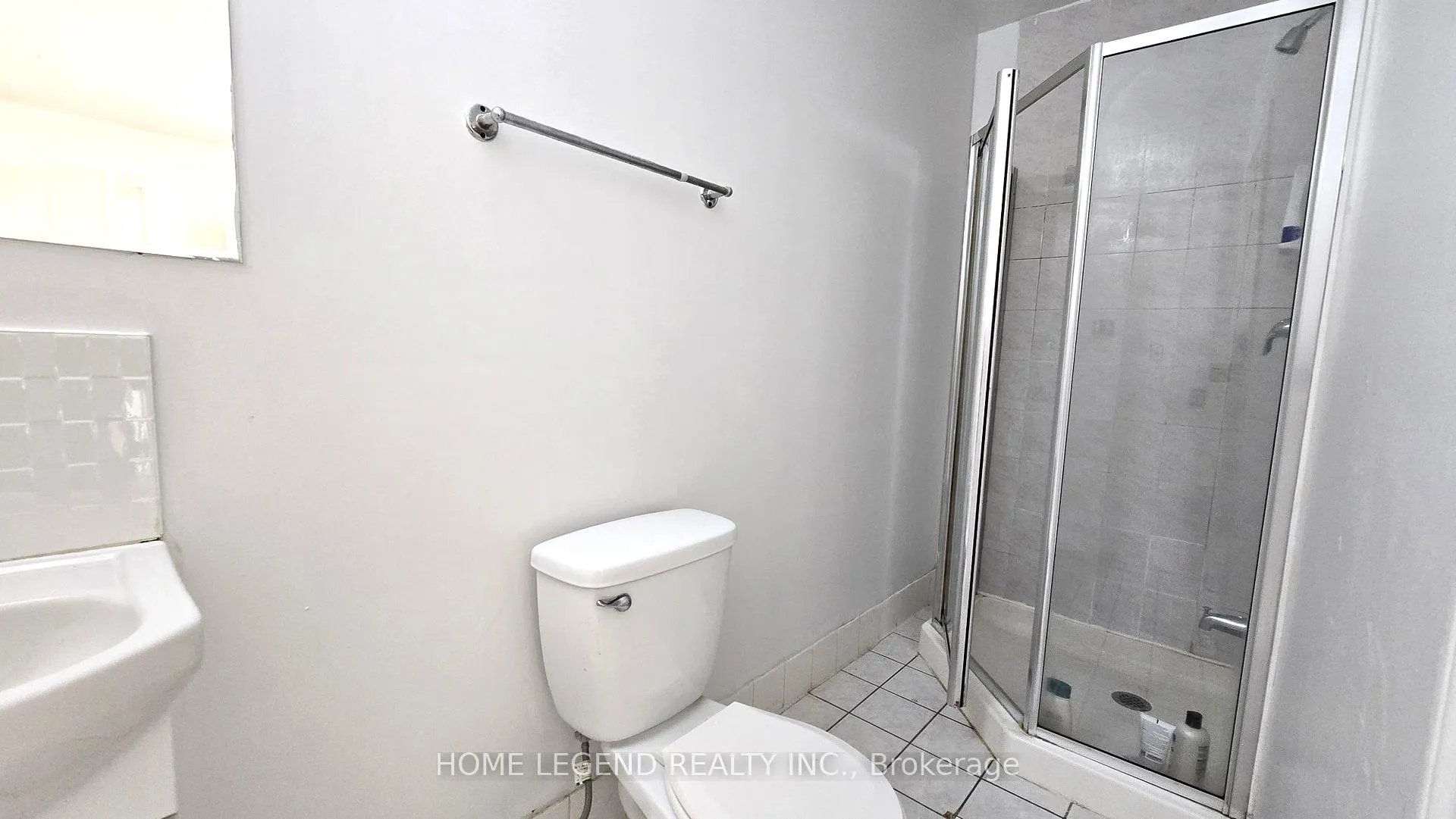 Photo 6 of 3 Merry Brook Lane, Markham, Milliken Mills West — HOMEH