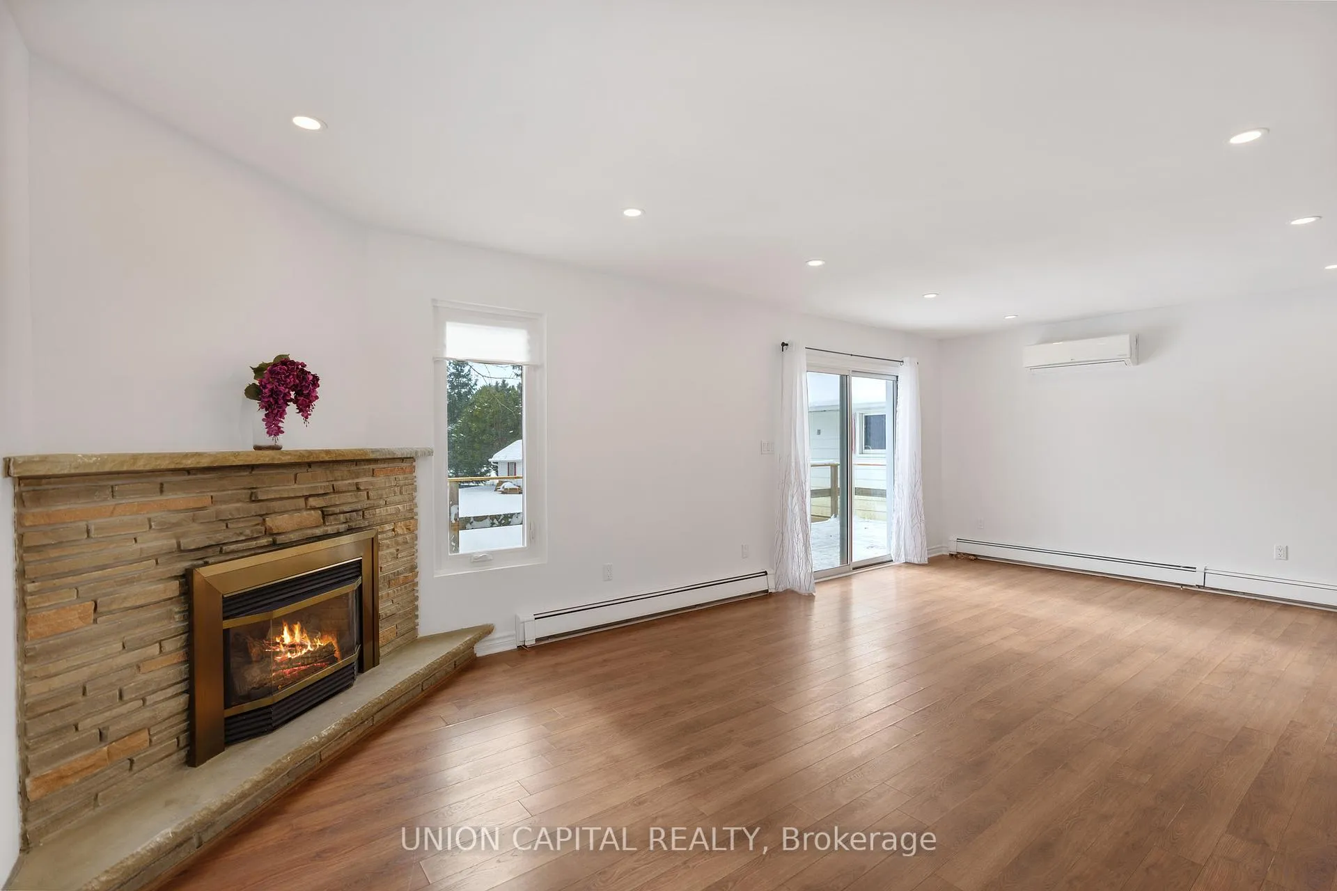 Photo 21 of 43 Faris Avenue, King, Nobleton — HOMEH