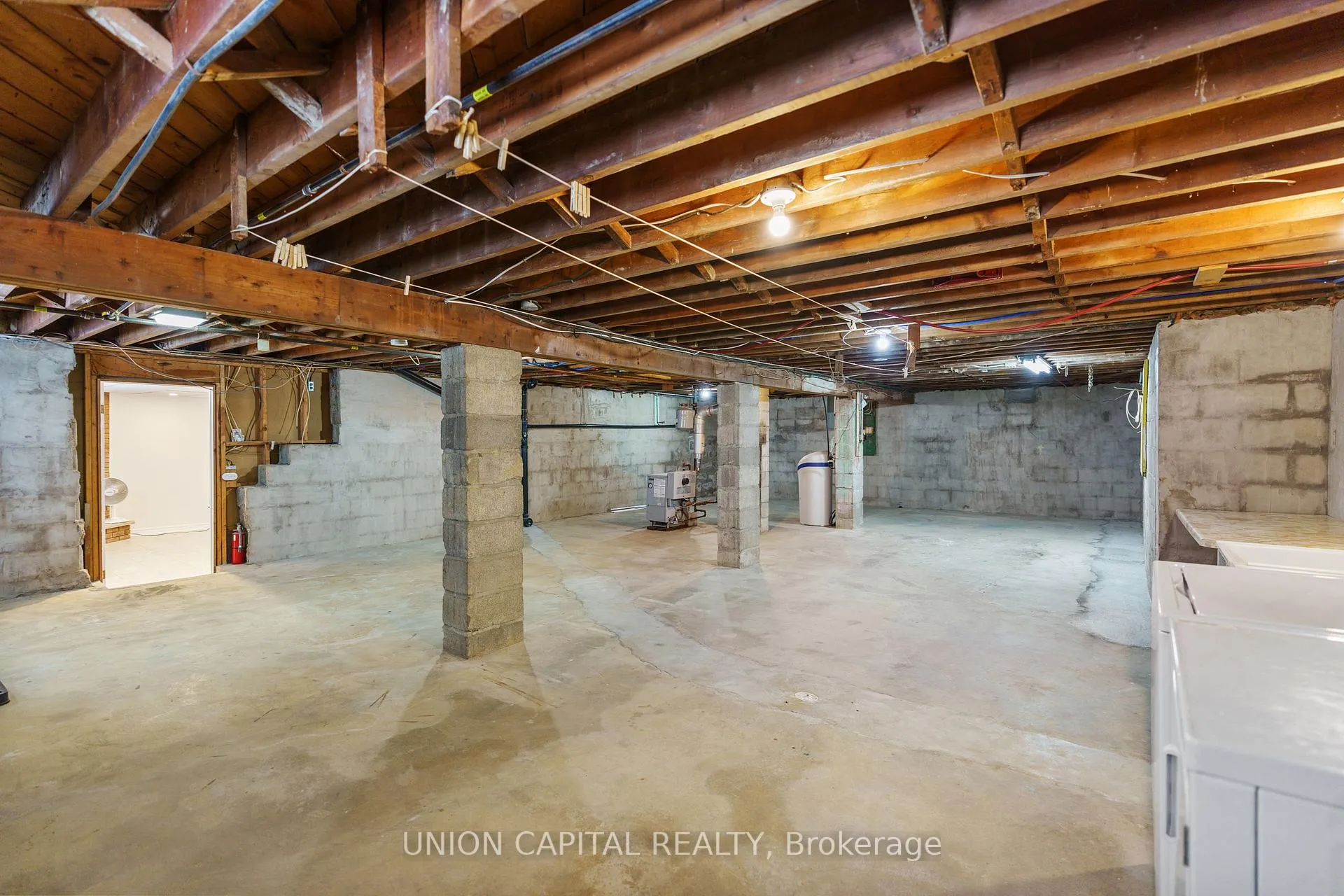 Photo 30 of 43 Faris Avenue, King, Nobleton — HOMEH