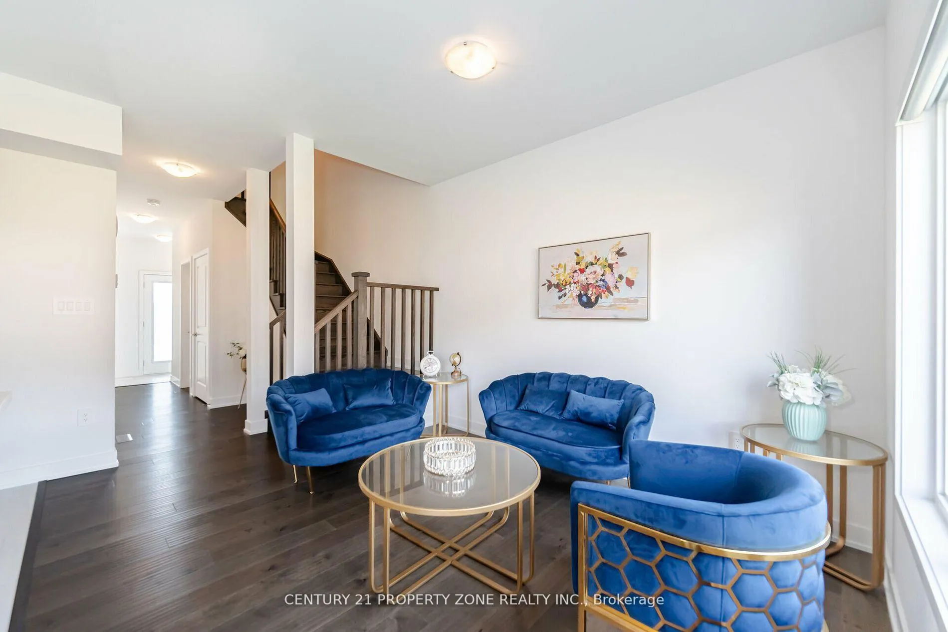 Photo 5 of 17 Evergreen Terrace E, Barrie, Painswick South — HOMEH