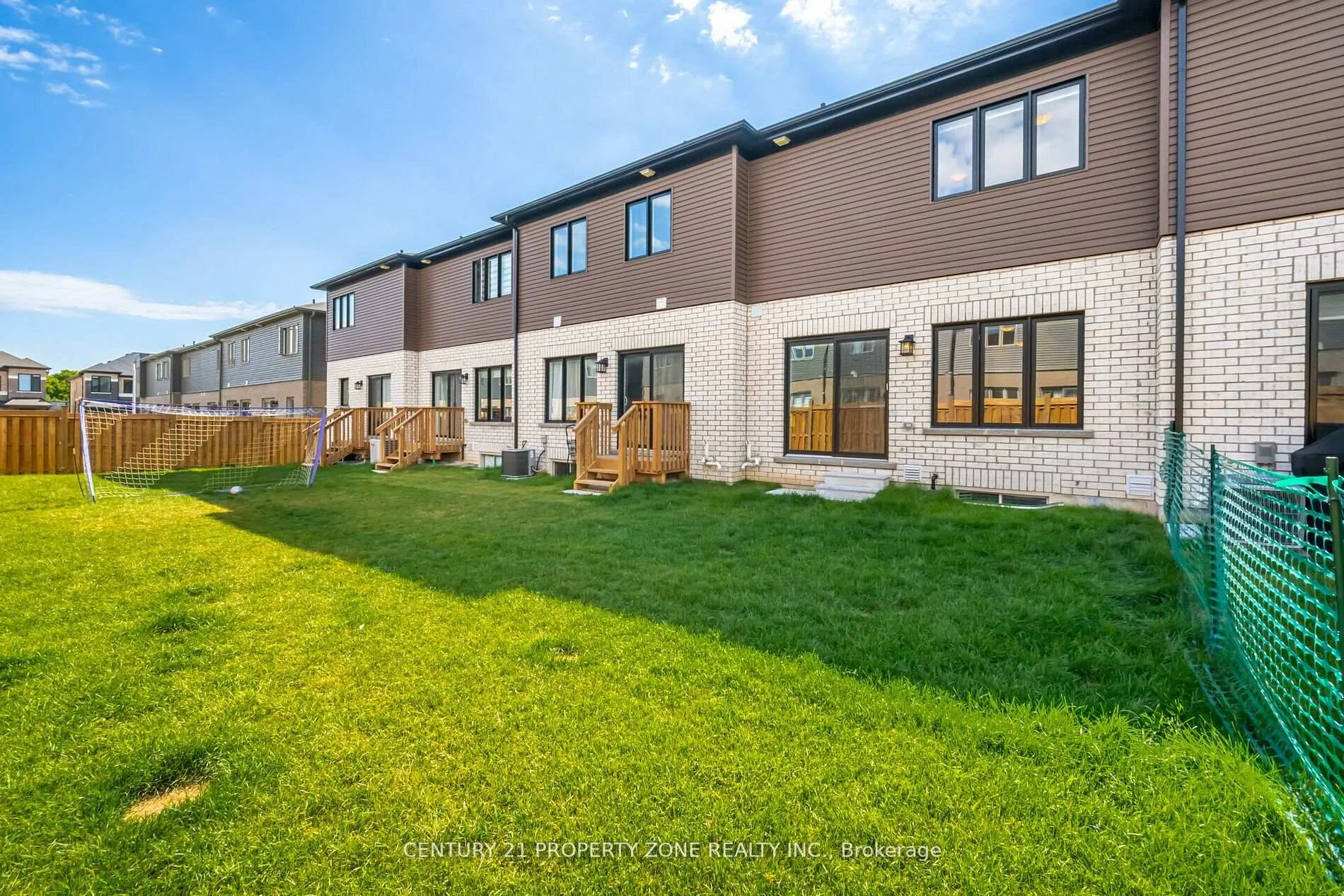 Photo 31 of 17 Evergreen Terrace E, Barrie, Painswick South — HOMEH