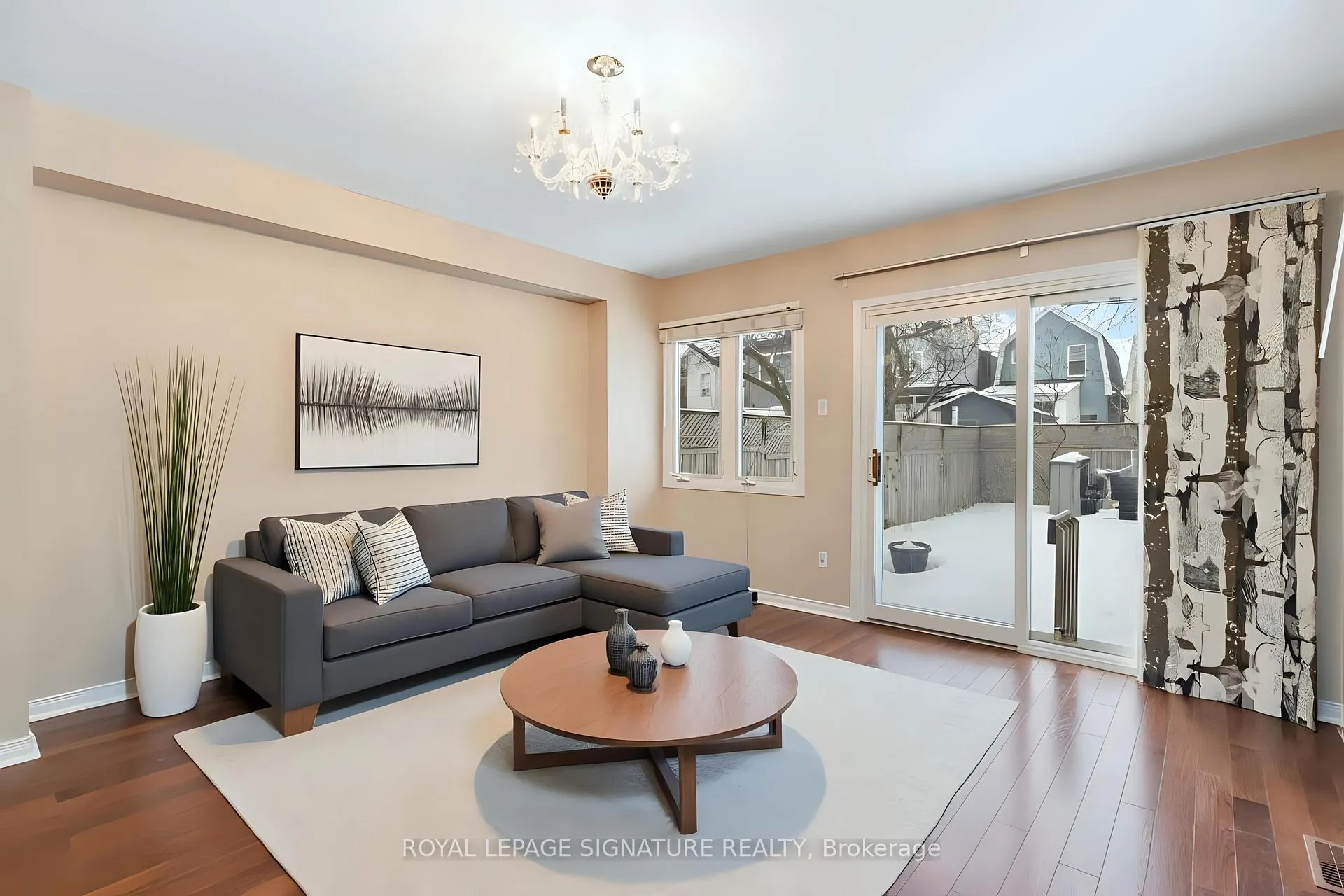 Photo 12 of 229 Donlands Avenue, Toronto, Danforth Village-East York — HOMEH