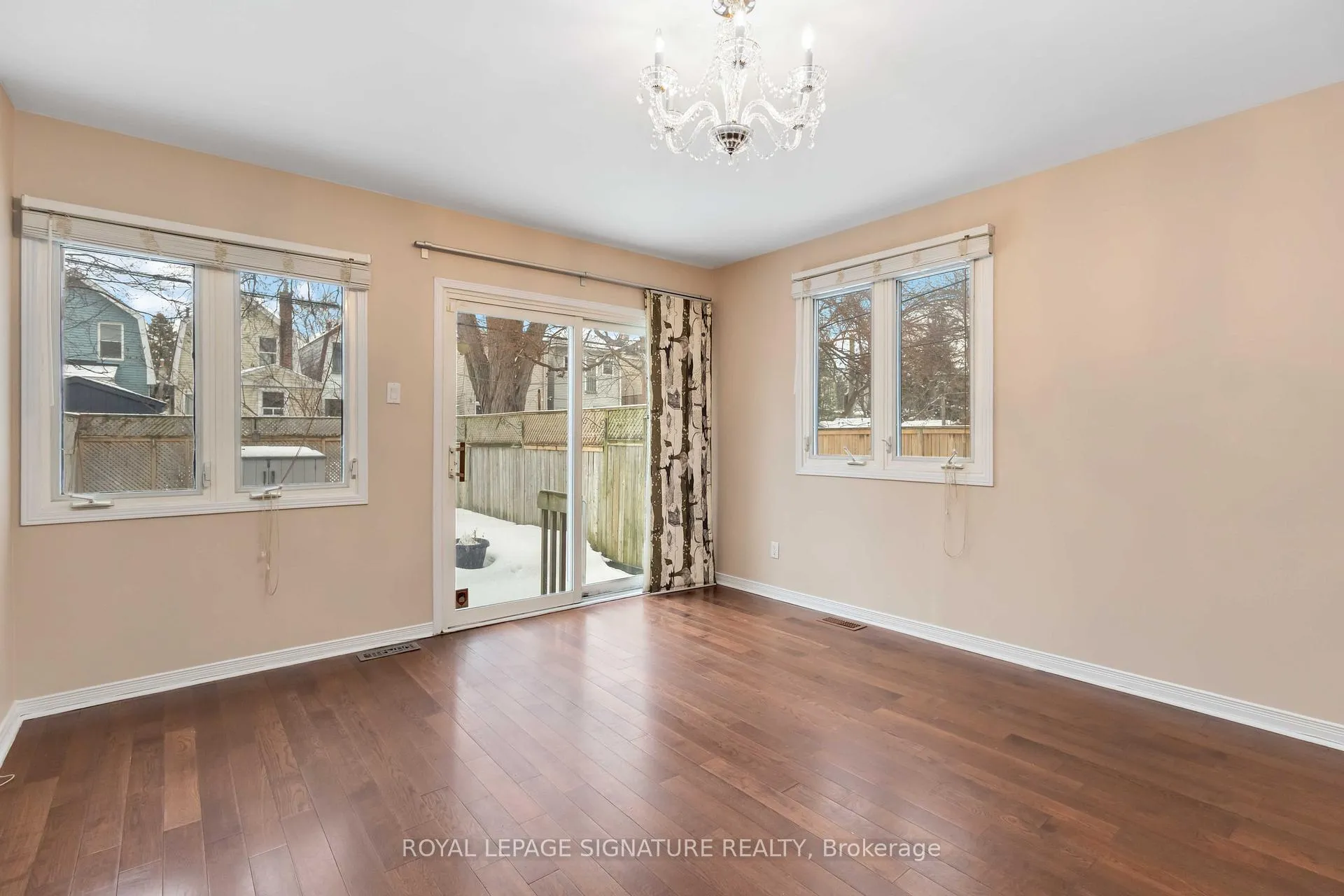 Photo 13 of 229 Donlands Avenue, Toronto, Danforth Village-East York — HOMEH