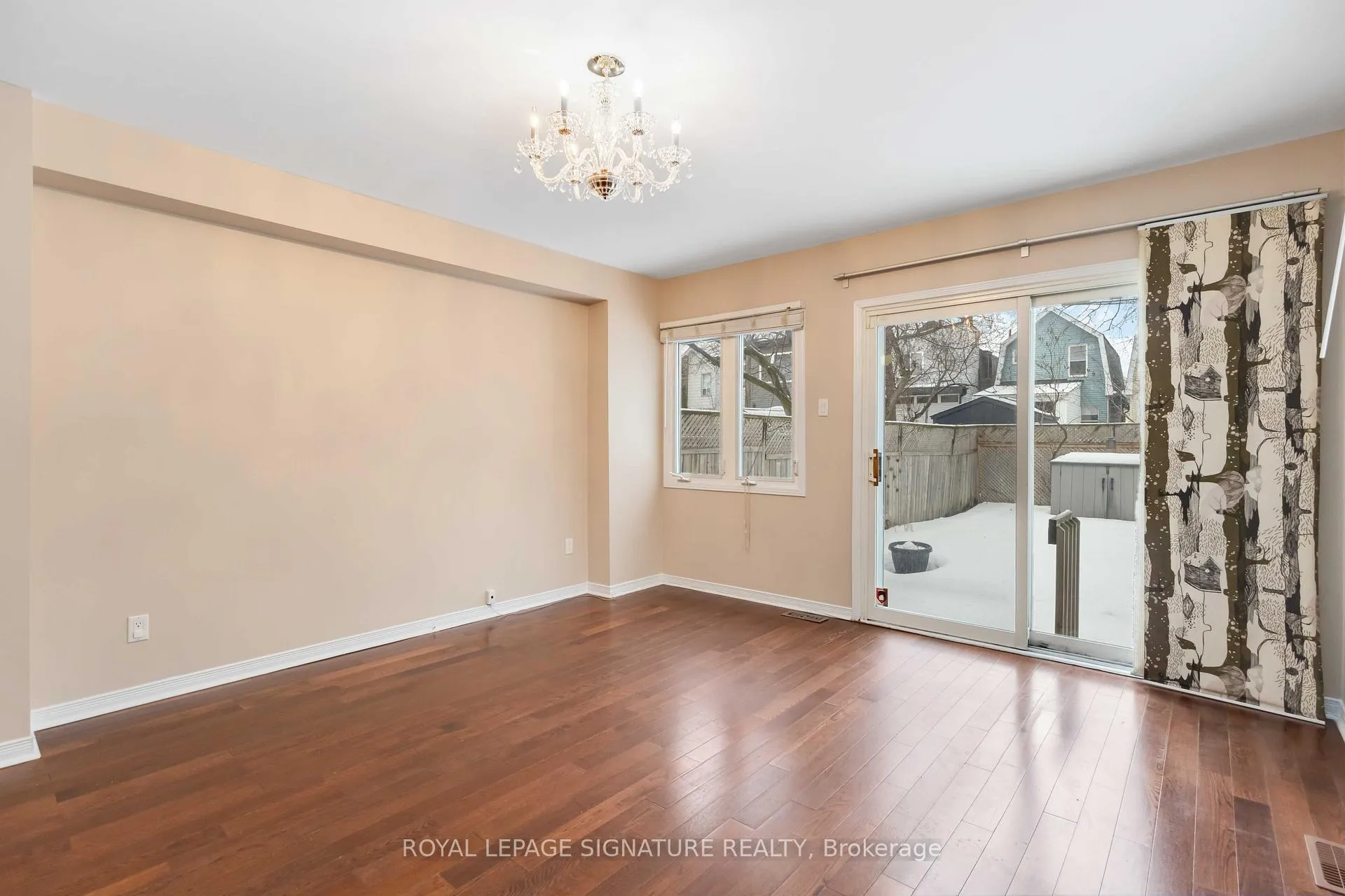 Photo 14 of 229 Donlands Avenue, Toronto, Danforth Village-East York — HOMEH