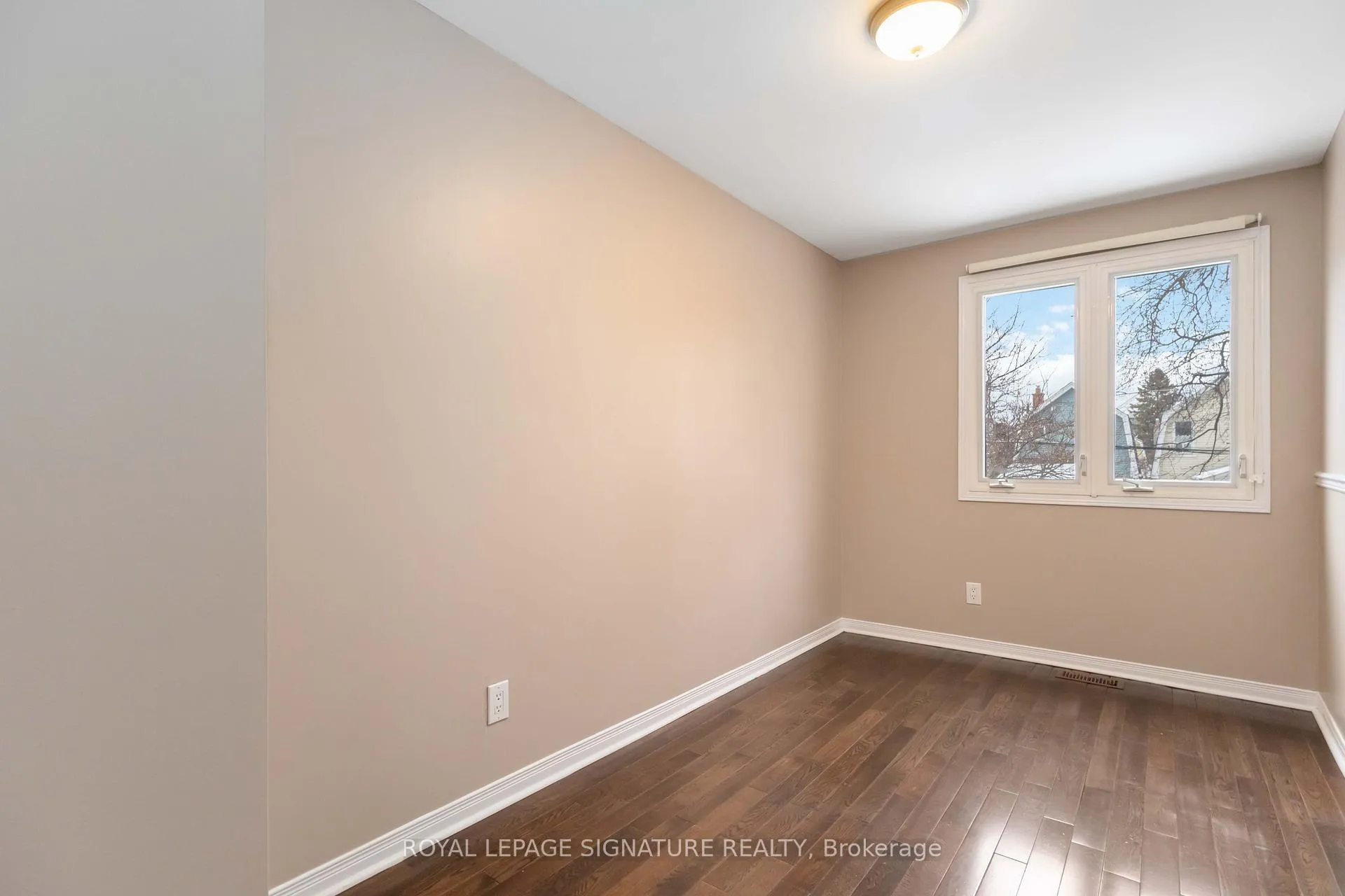 Photo 19 of 229 Donlands Avenue, Toronto, Danforth Village-East York — HOMEH