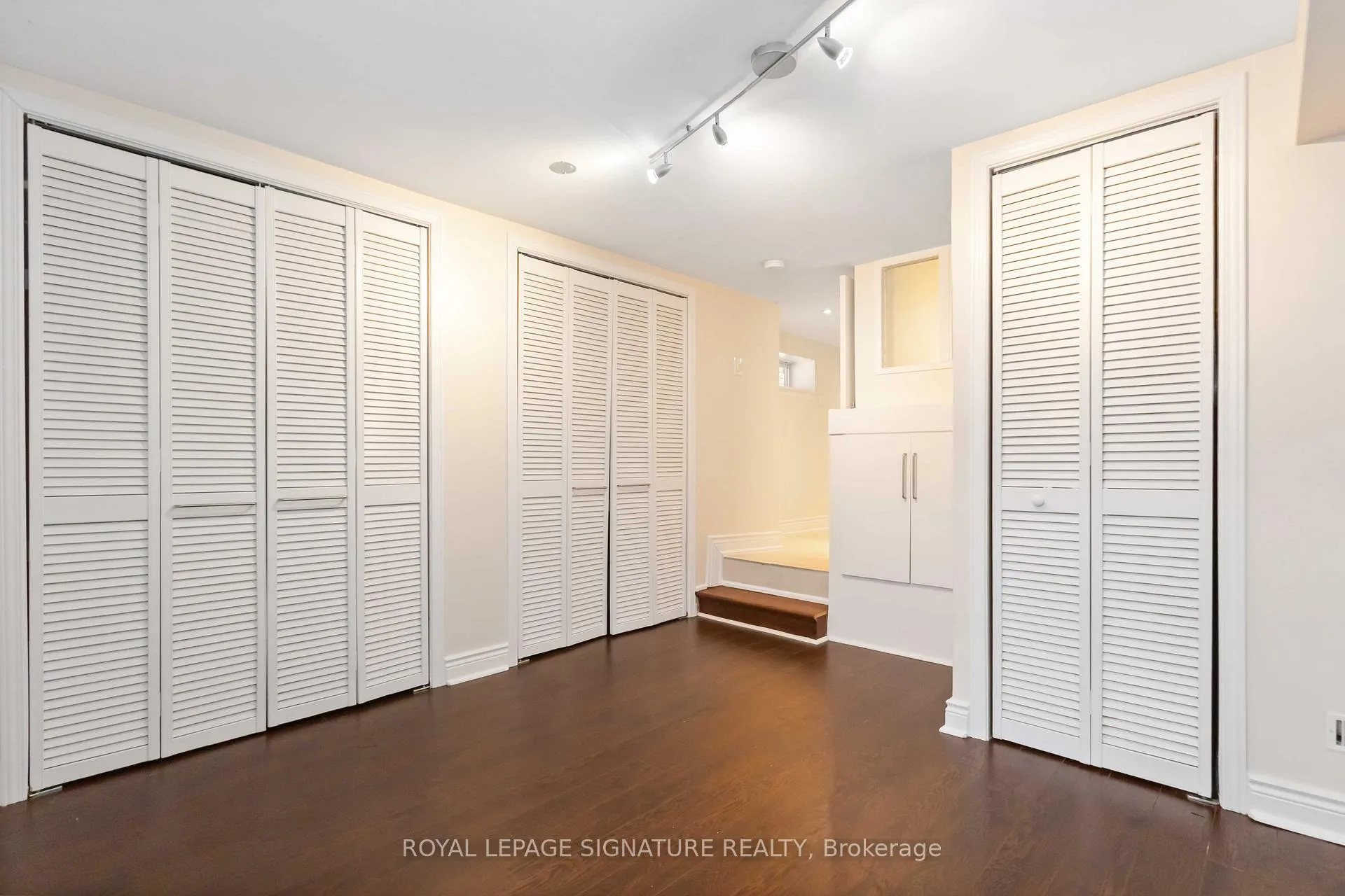 Photo 23 of 229 Donlands Avenue, Toronto, Danforth Village-East York — HOMEH