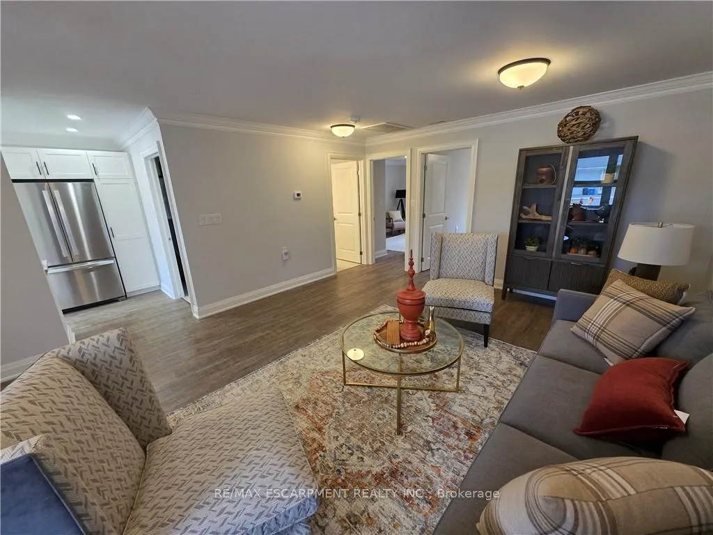 Photo 5 of 40 Szollosy Circle, Hamilton, Kennedy — HOMEH
