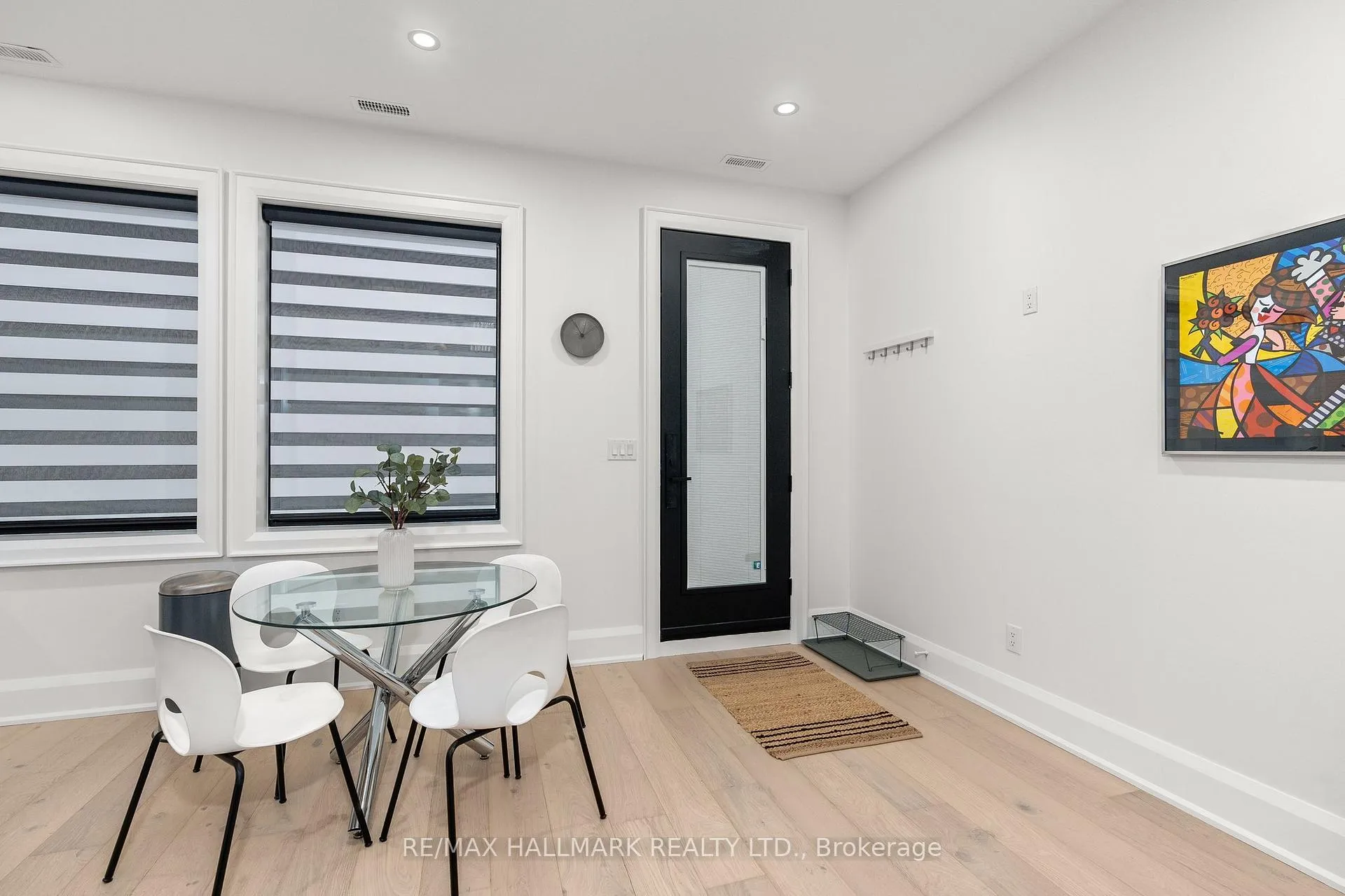 Photo 6 of 12 Glenside Avenue, Toronto, Greenwood-Coxwell — HOMEH
