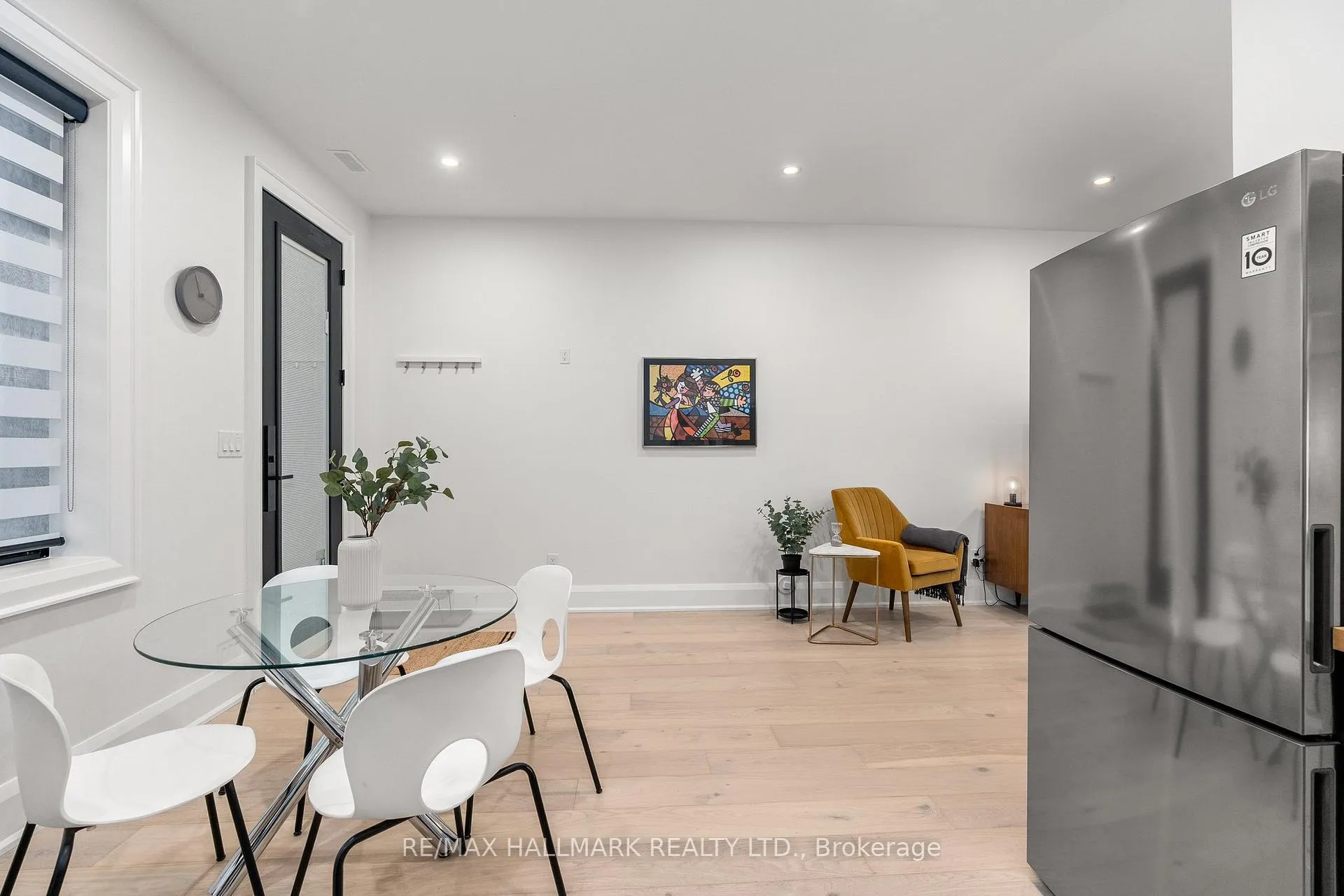 Photo 12 of 12 Glenside Avenue, Toronto, Greenwood-Coxwell — HOMEH