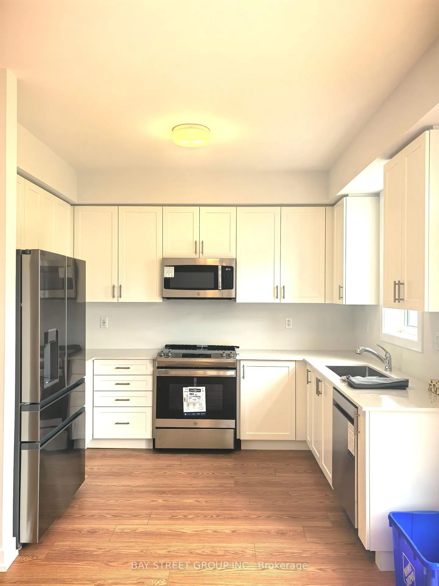 Photo 11 of 12 Observatory Way, Whitby, Pringle Creek — HOMEH
