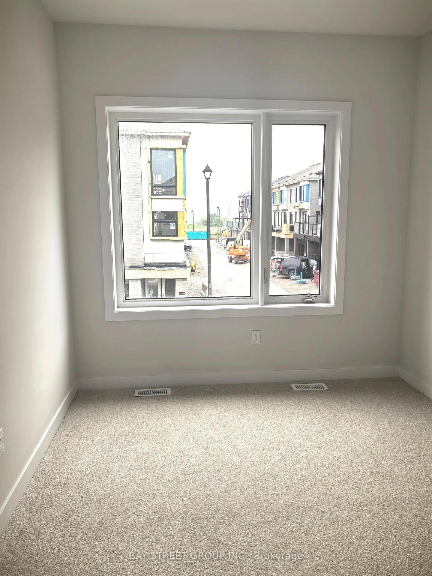 Photo 17 of 12 Observatory Way, Whitby, Pringle Creek — HOMEH