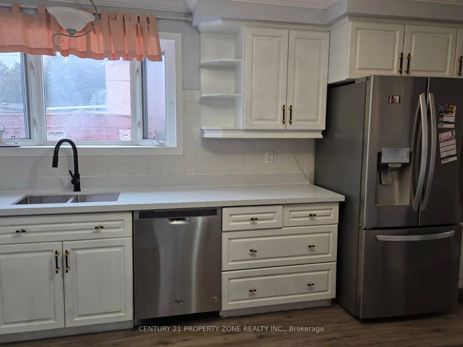 Photo 7 of 49 Athlone Avenue, Brampton, Avondale — HOMEH