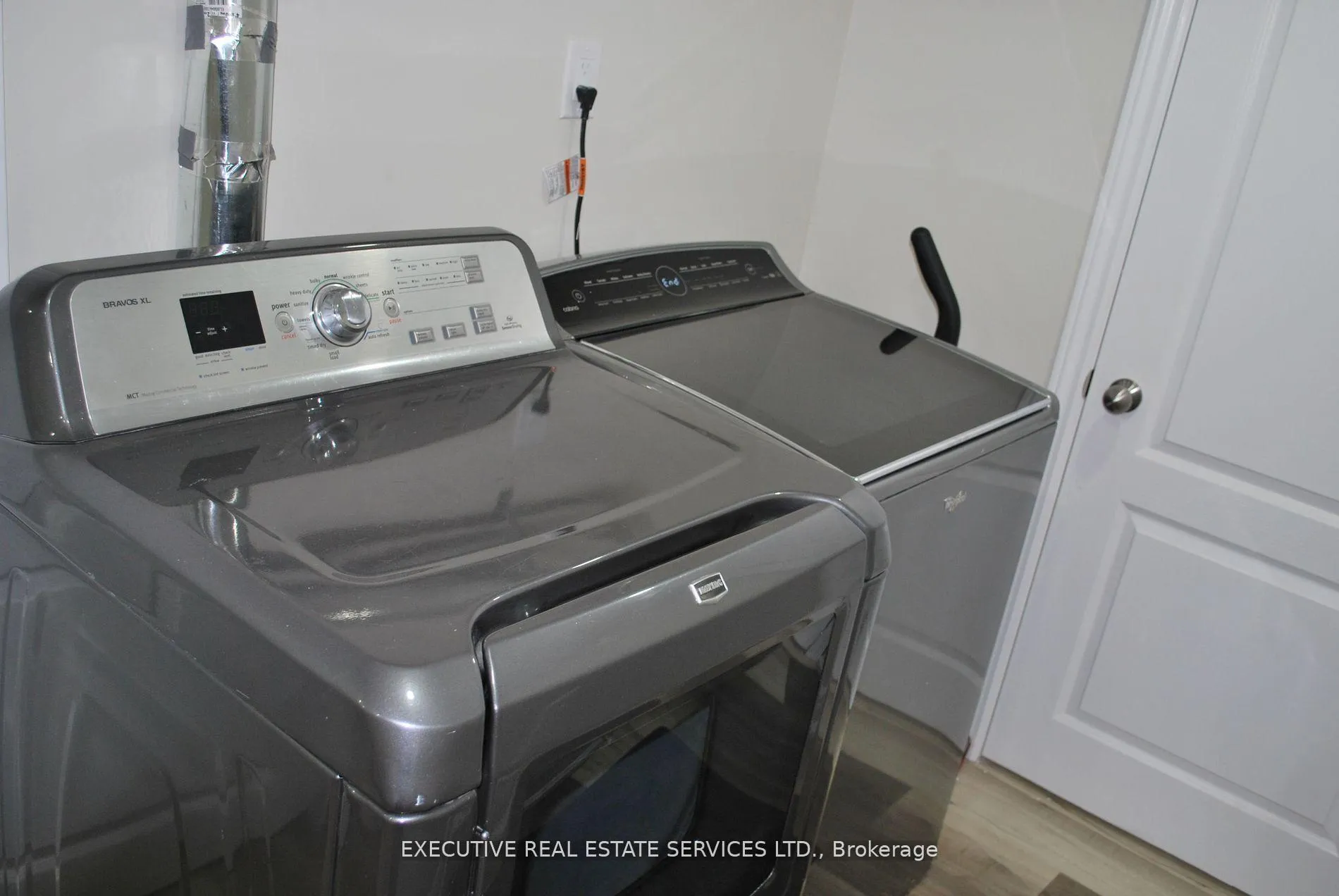 Photo 17 of 42 Wadsworth Circle, Brampton, Snelgrove — HOMEH