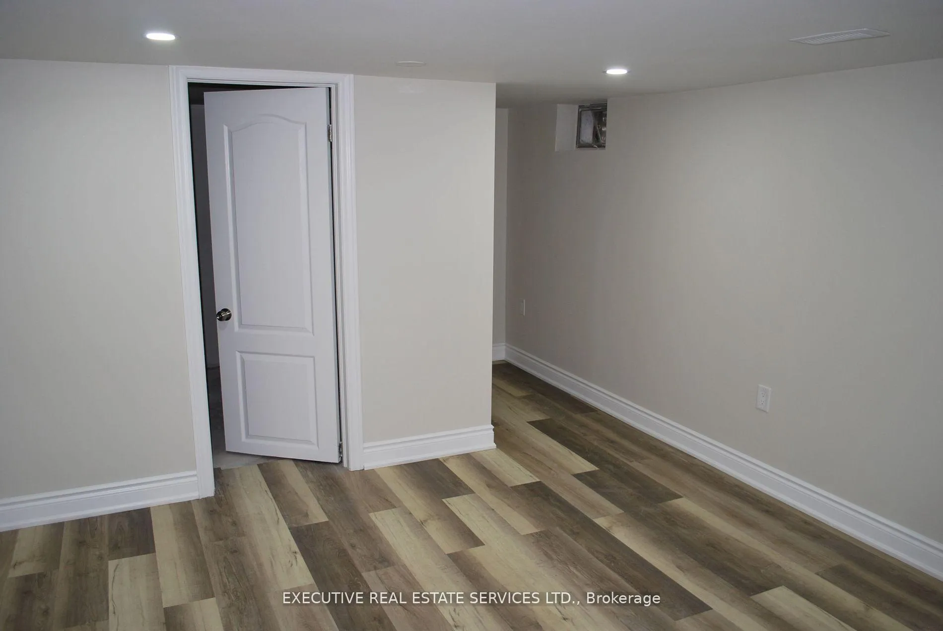 Photo 25 of 42 Wadsworth Circle, Brampton, Snelgrove — HOMEH