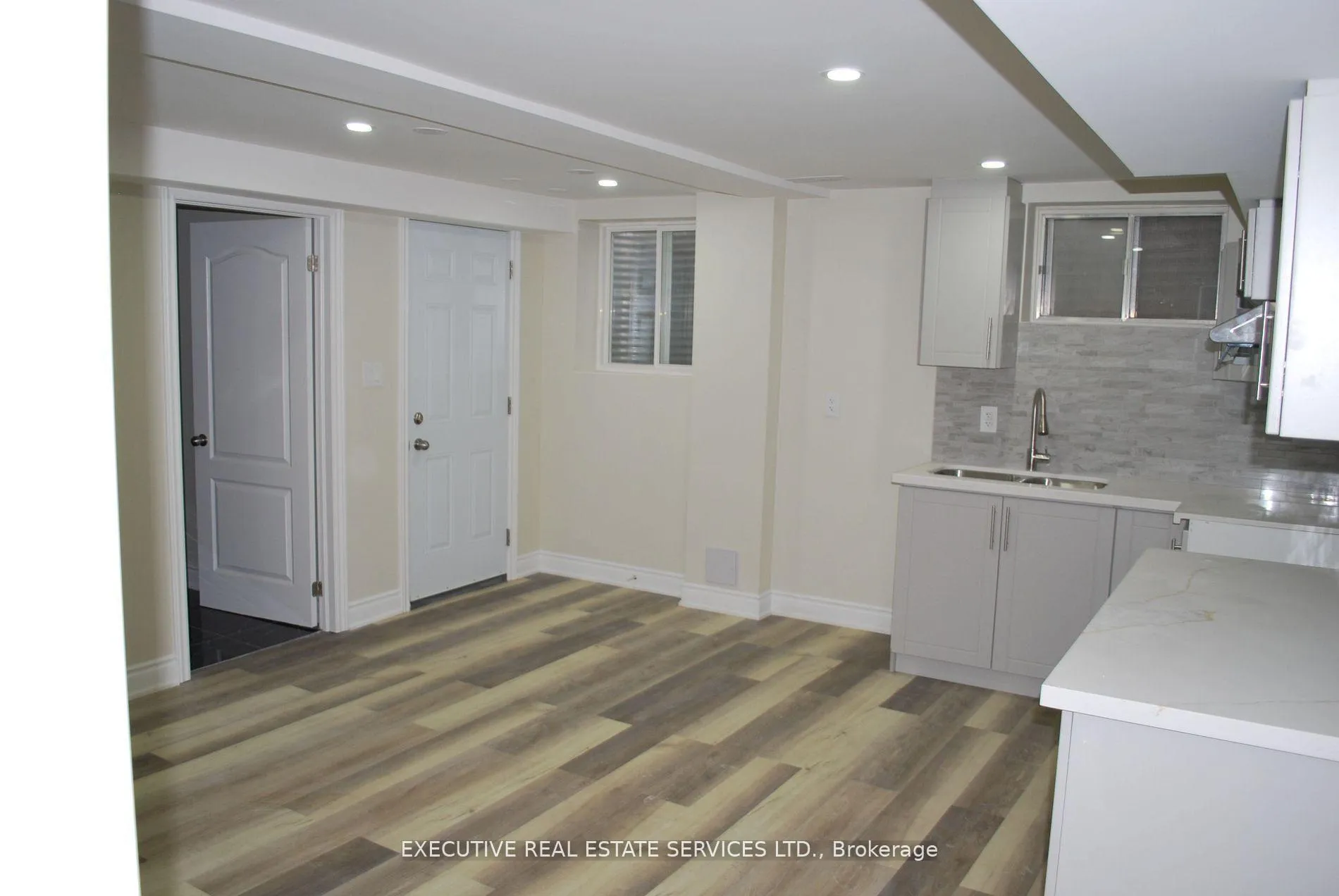 Photo 26 of 42 Wadsworth Circle, Brampton, Snelgrove — HOMEH