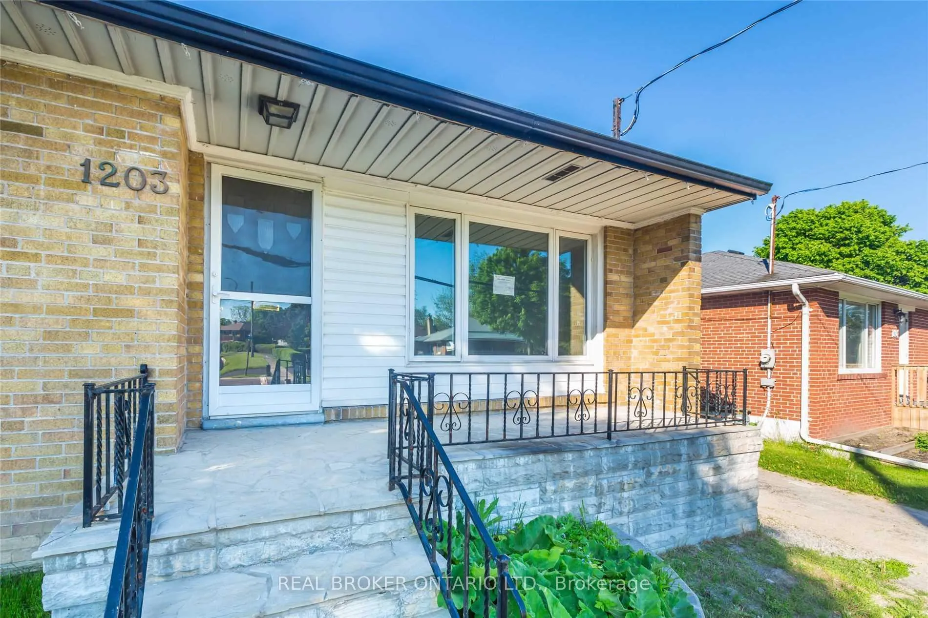 Photo 1 of Unit Bsmt, 1203 Wecker Drive, Oshawa, Lakeview — HOMEH
