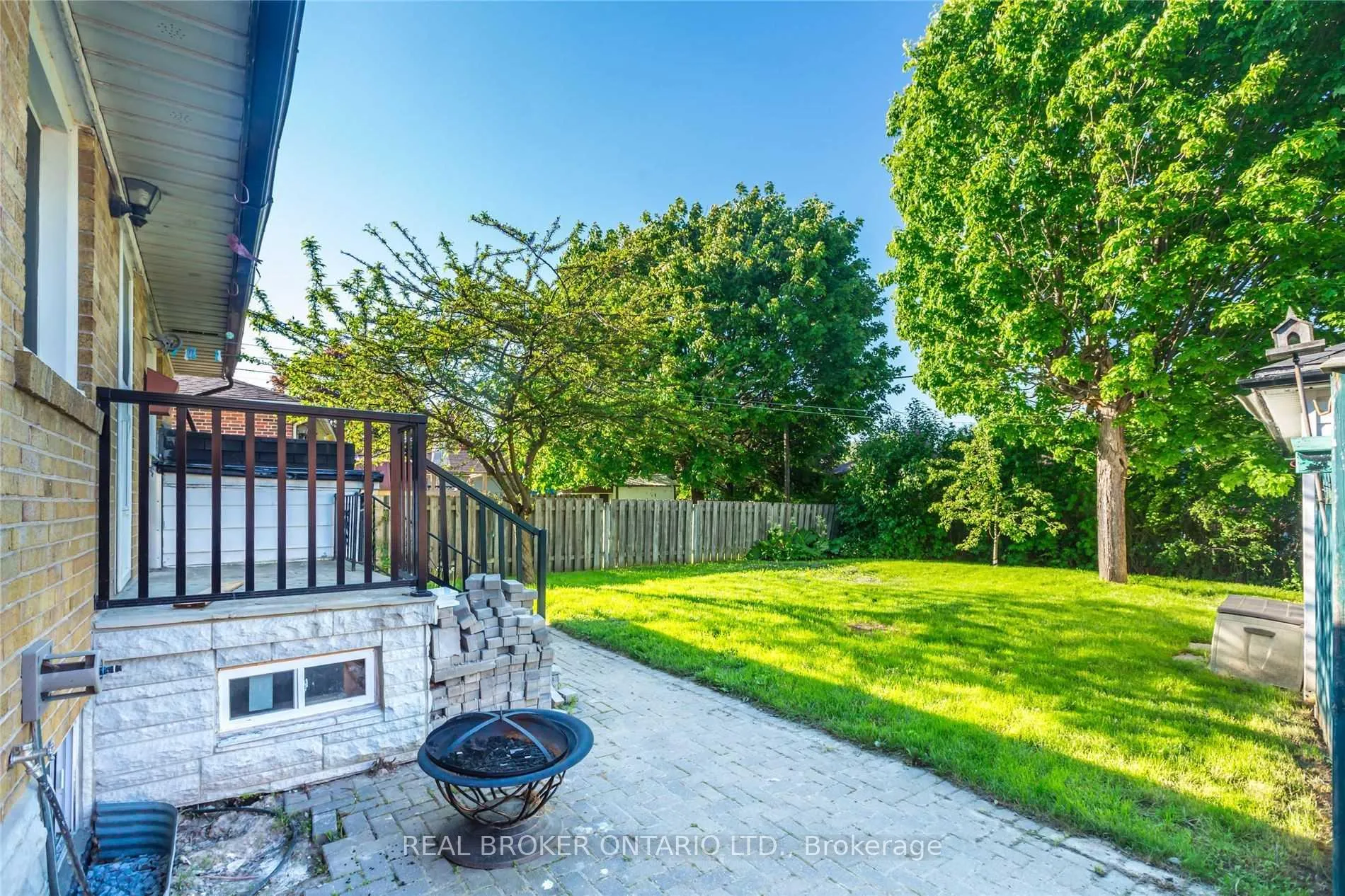 Photo 2 of Unit Bsmt, 1203 Wecker Drive, Oshawa, Lakeview — HOMEH