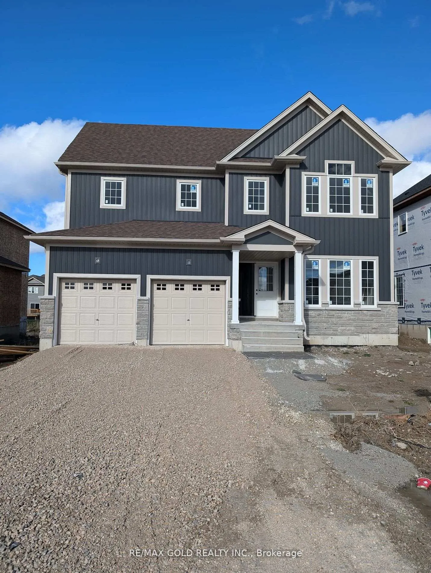 Front of 250 Springfield Crescent