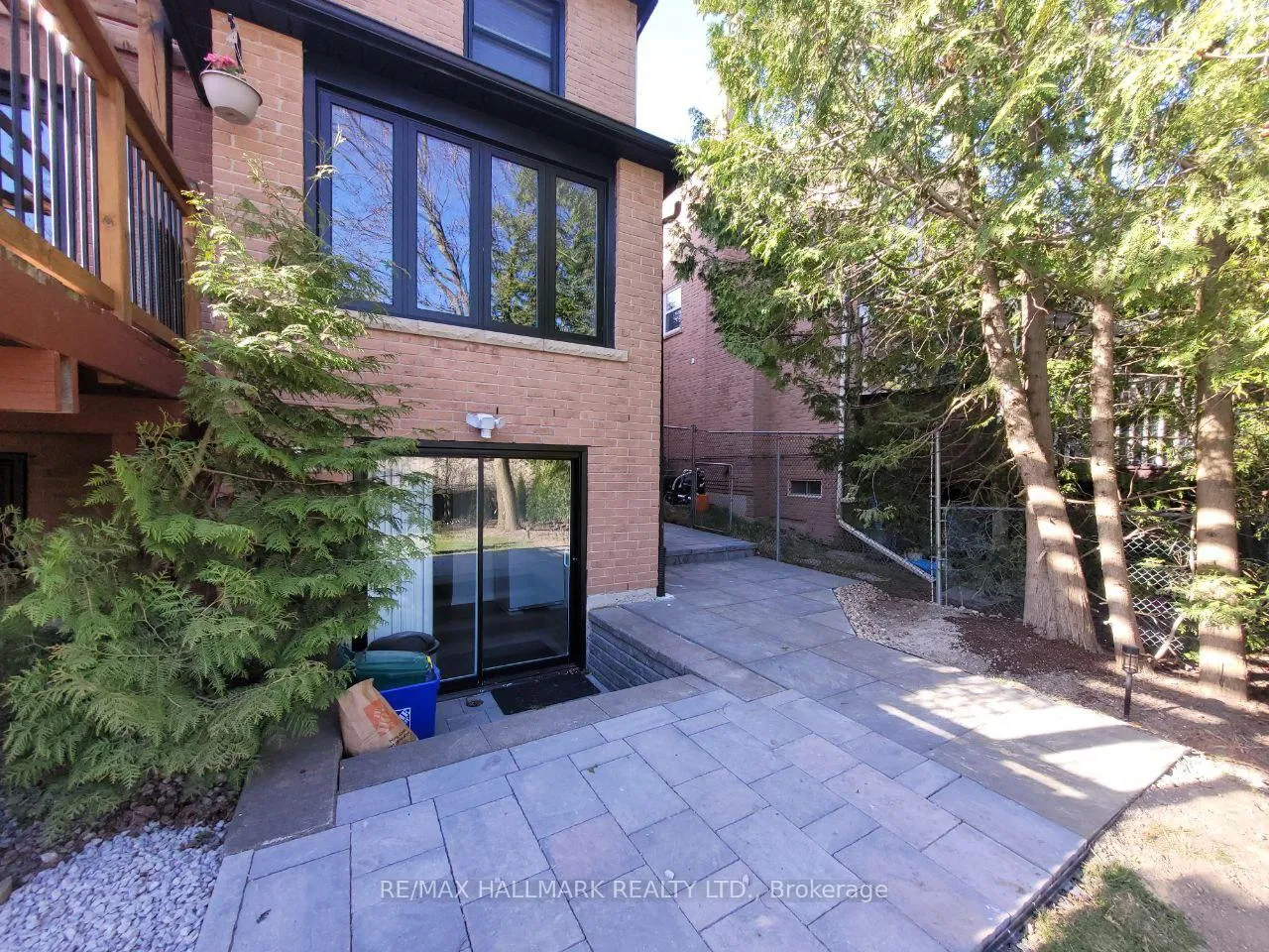 Photo 2 of Unit Lower, 59 Golf Links Drive, Aurora, Aurora Highlands — HOMEH