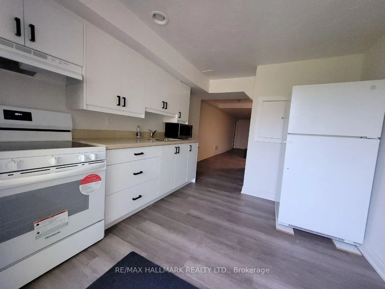 Photo 6 of Unit Lower, 59 Golf Links Drive, Aurora, Aurora Highlands — HOMEH
