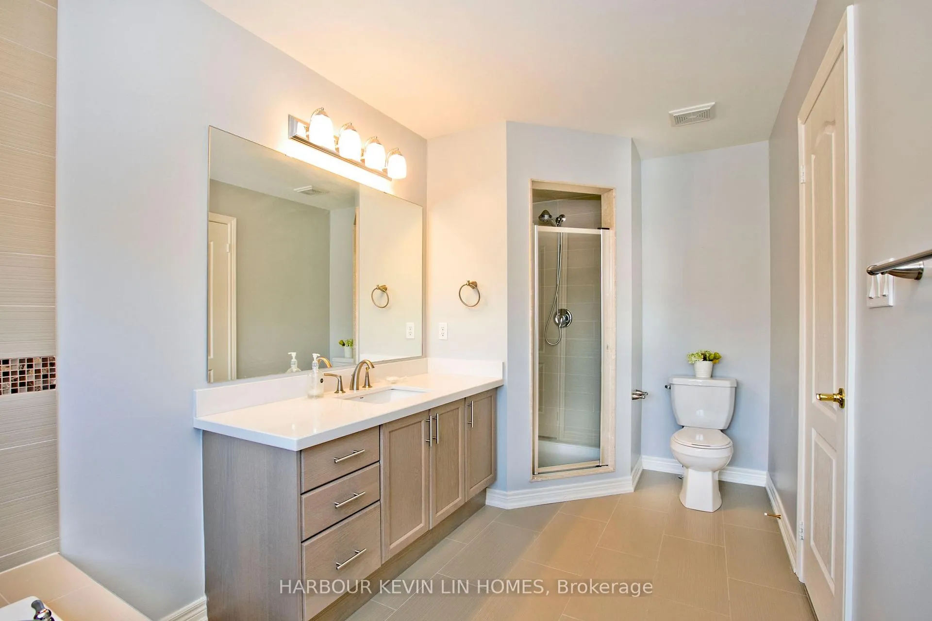Photo 19 of 75 Busch Avenue, Markham, Berczy — HOMEH
