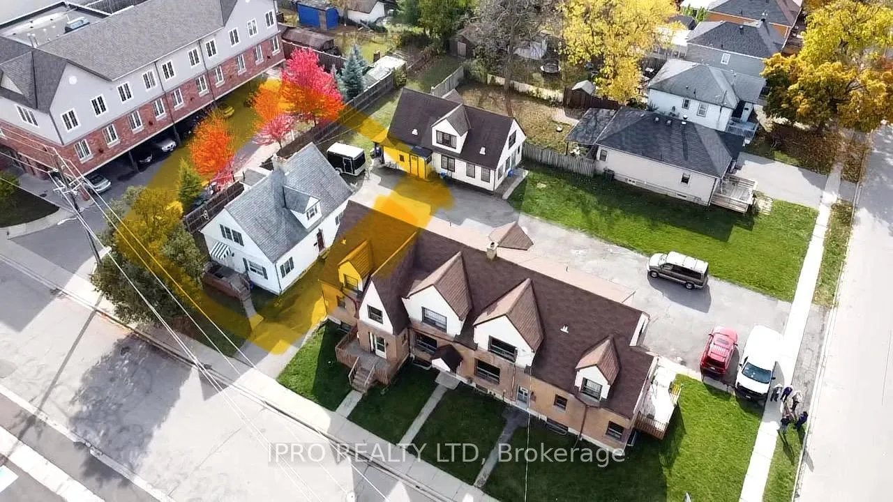 Photo 1 of Unit Upper, 3 Henderson Avenue, Brampton, Downtown Brampton — HOMEH