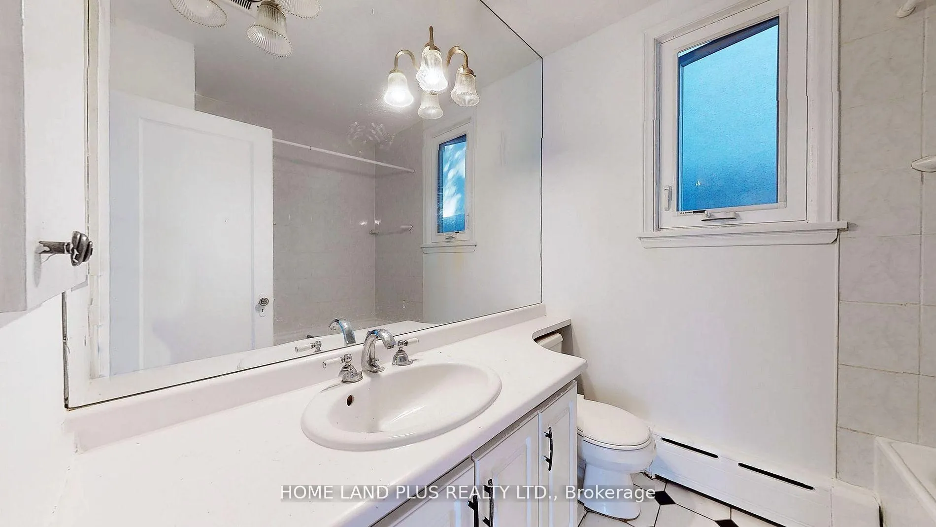 Photo 27 of 165 Glenforest Road, Toronto, Lawrence Park North — HOMEH