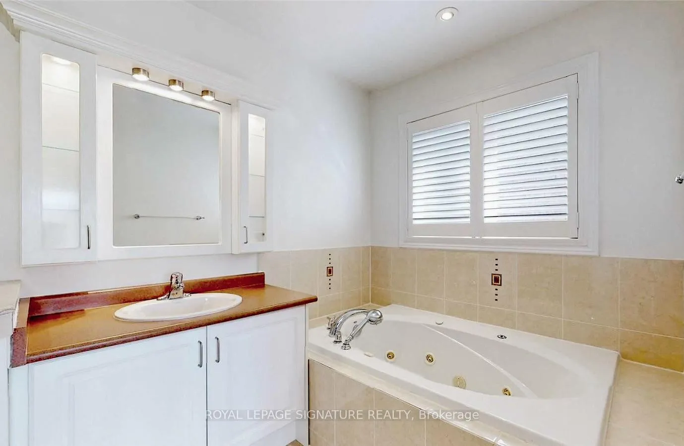 Photo 14 of 43 Norista Street, Whitby, Taunton North — HOMEH