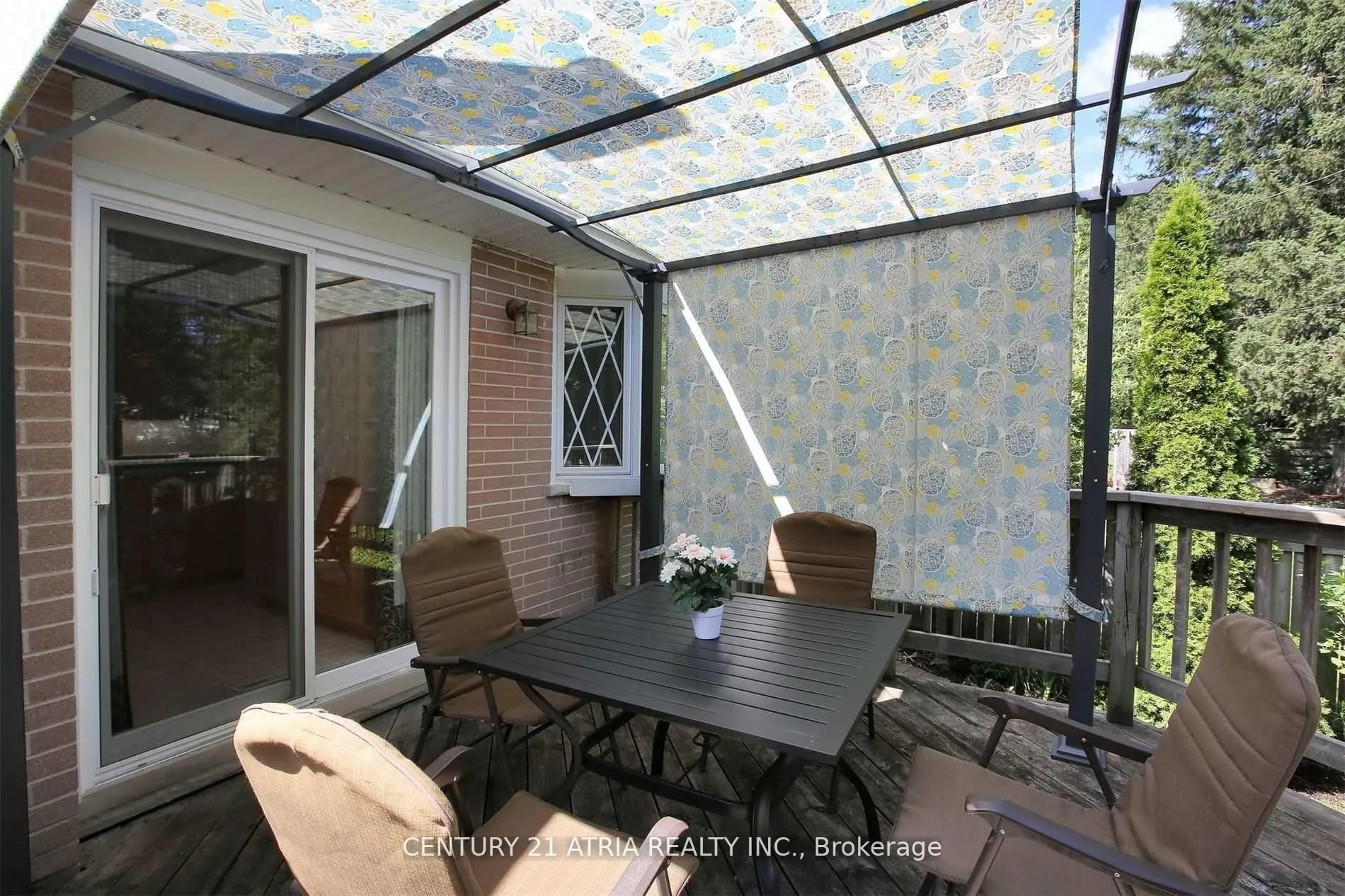 Photo 4 of 16 Brightbay Crescent, Markham, Grandview — HOMEH