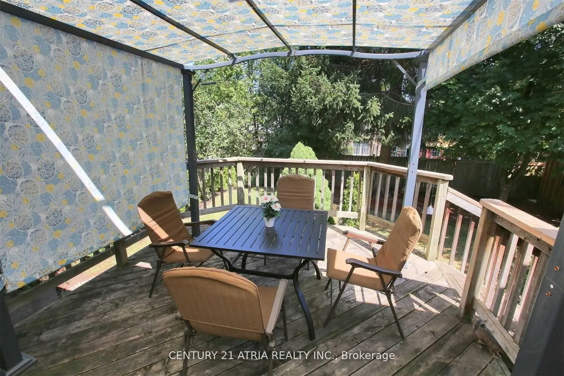 Photo 5 of 16 Brightbay Crescent, Markham, Grandview — HOMEH