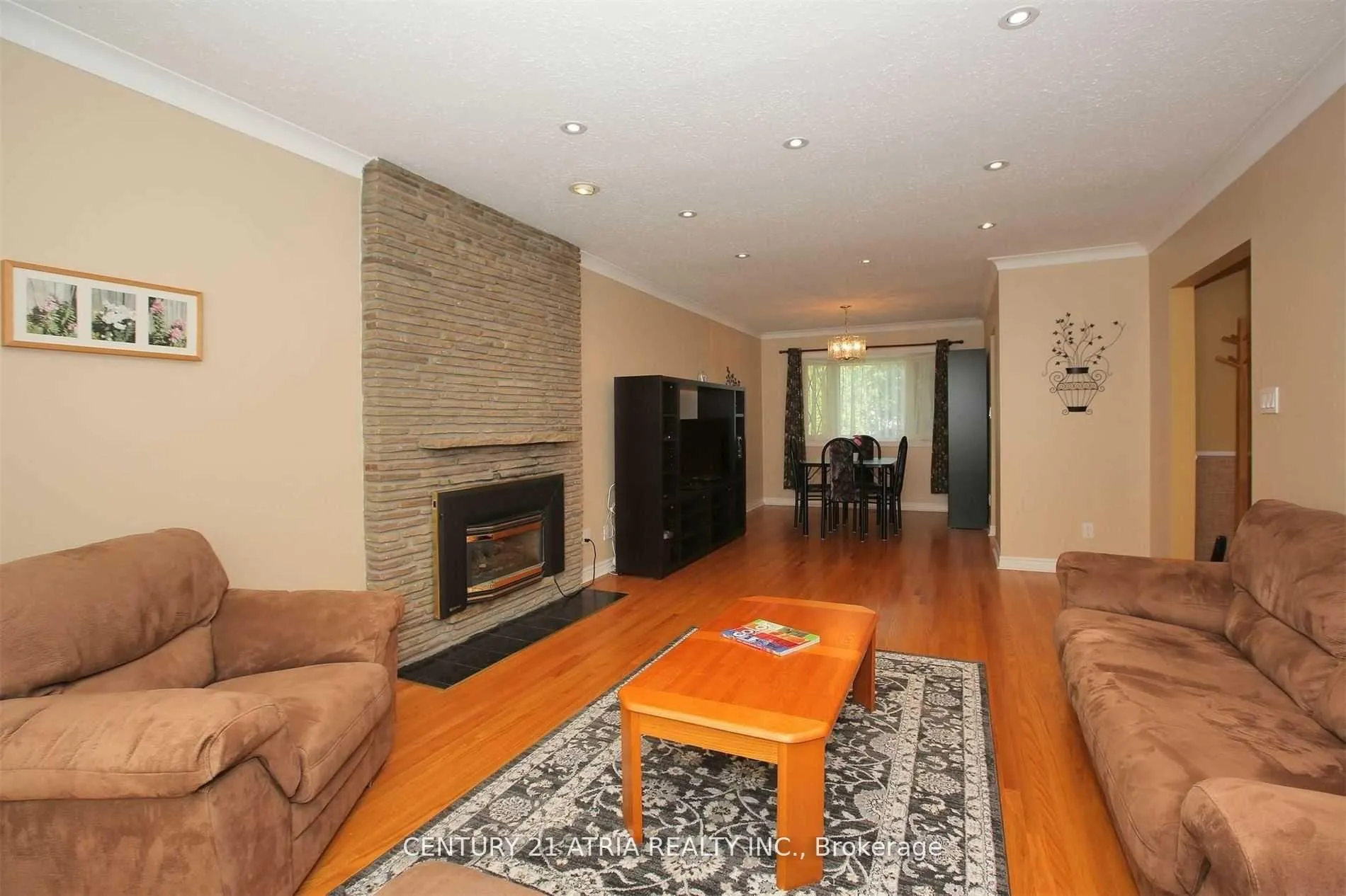 Photo 6 of 16 Brightbay Crescent, Markham, Grandview — HOMEH