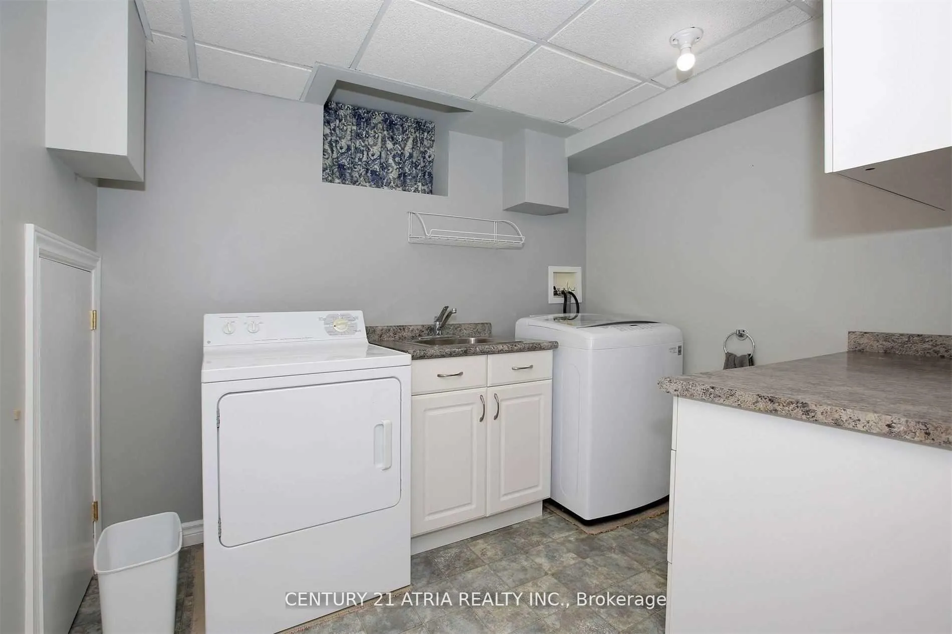 Photo 21 of 16 Brightbay Crescent, Markham, Grandview — HOMEH