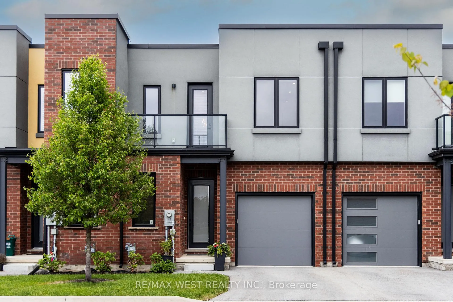 Photo 1 of Unit 9, 1465 Station Street, Pelham, Fonthill — HOMEH