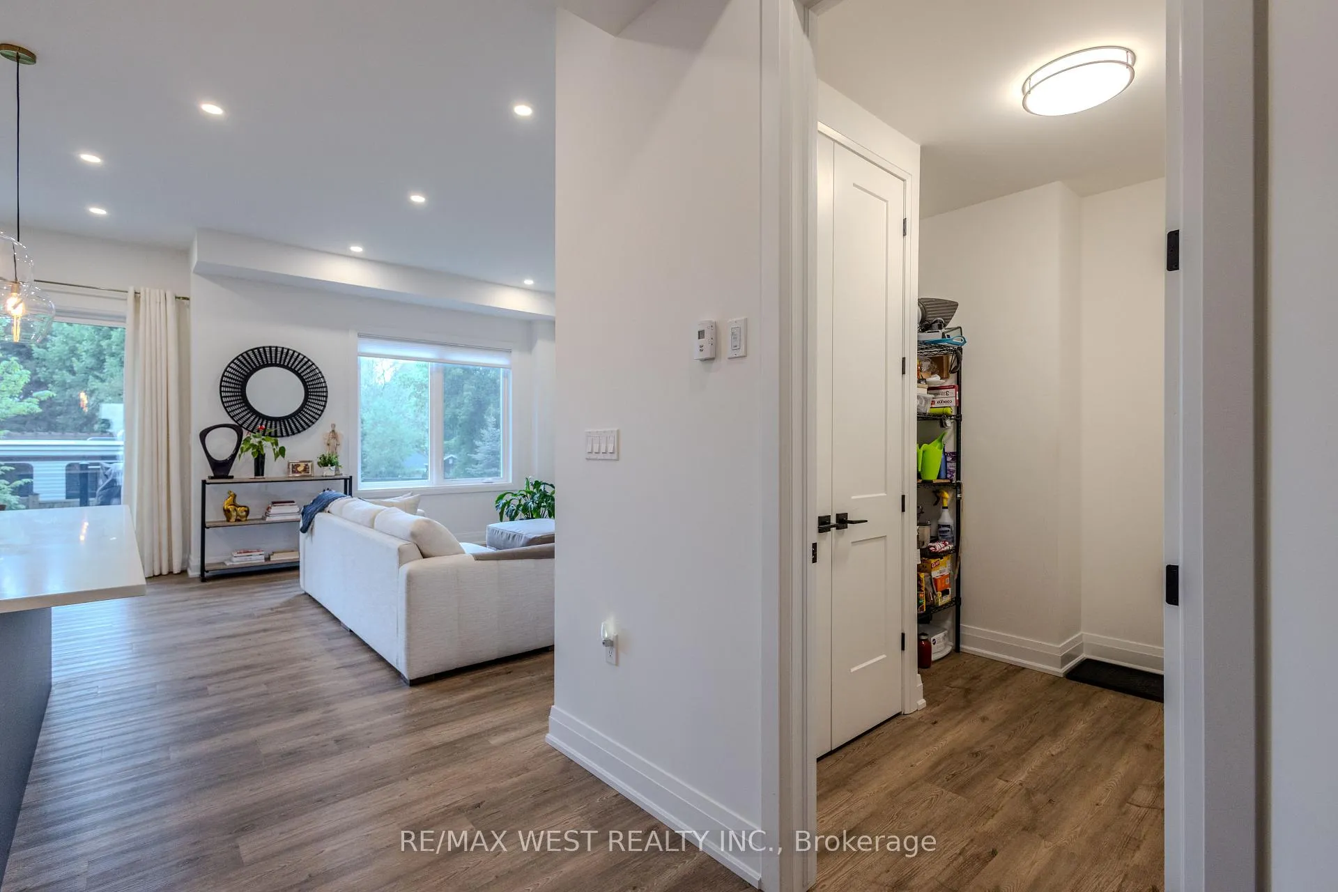 Photo 11 of Unit 9, 1465 Station Street, Pelham, Fonthill — HOMEH
