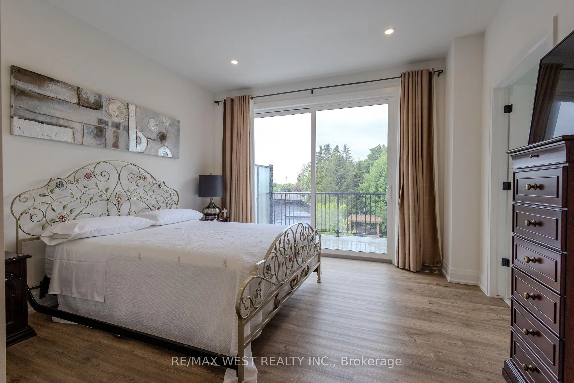 Photo 27 of Unit 9, 1465 Station Street, Pelham, Fonthill — HOMEH