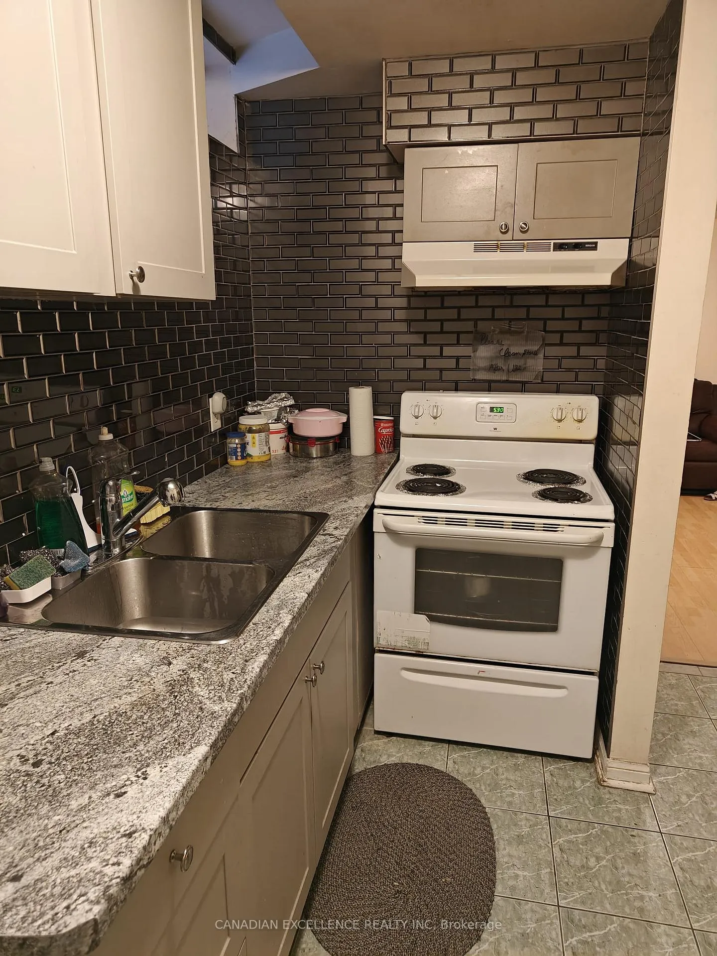 Photo 14 of 480 Fernforest Drive, Brampton, Sandringham-Wellington — HOMEH