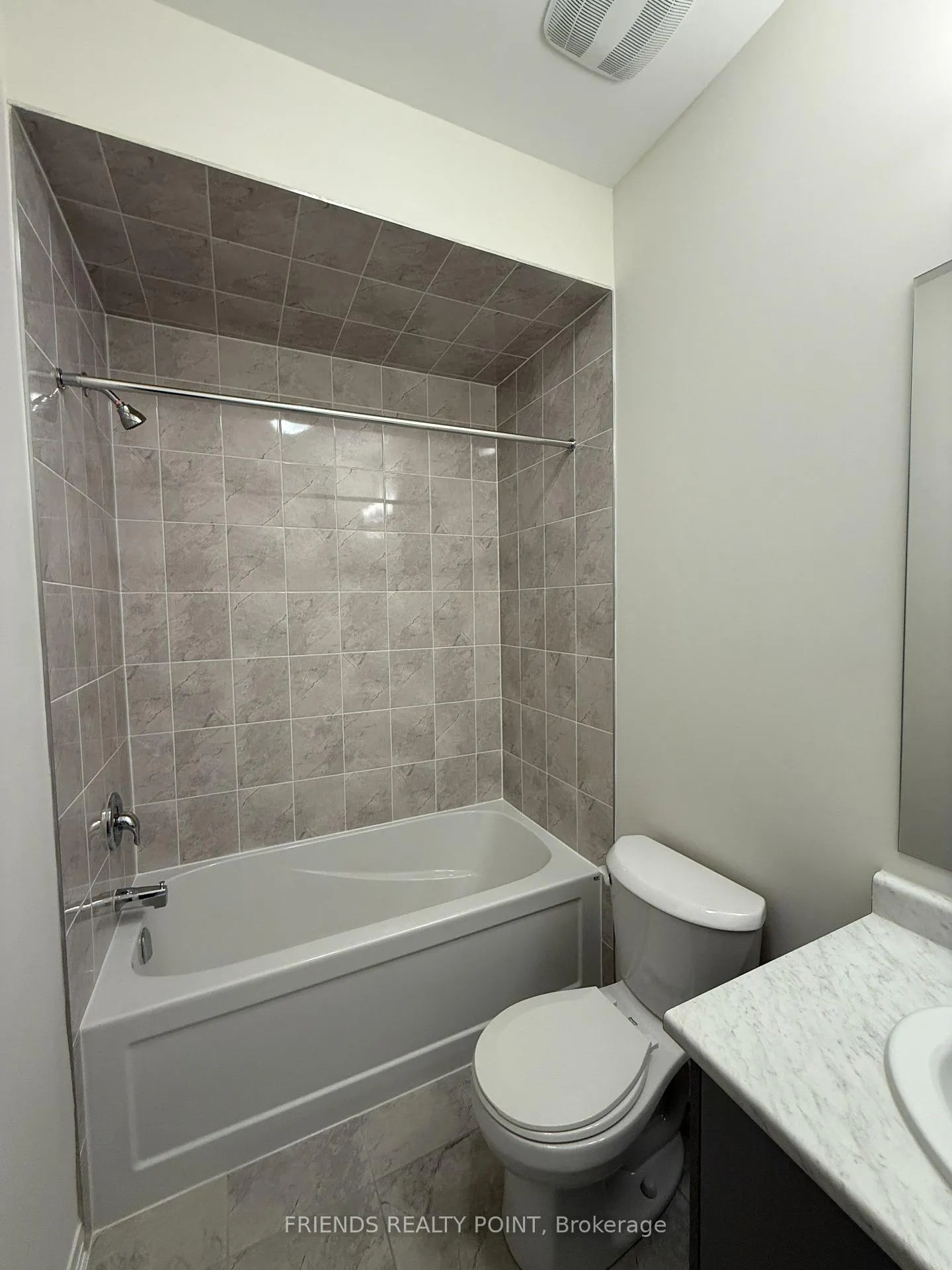 Photo 19 of 27 Bonnington Drive, Brampton, Northwest Brampton — HOMEH