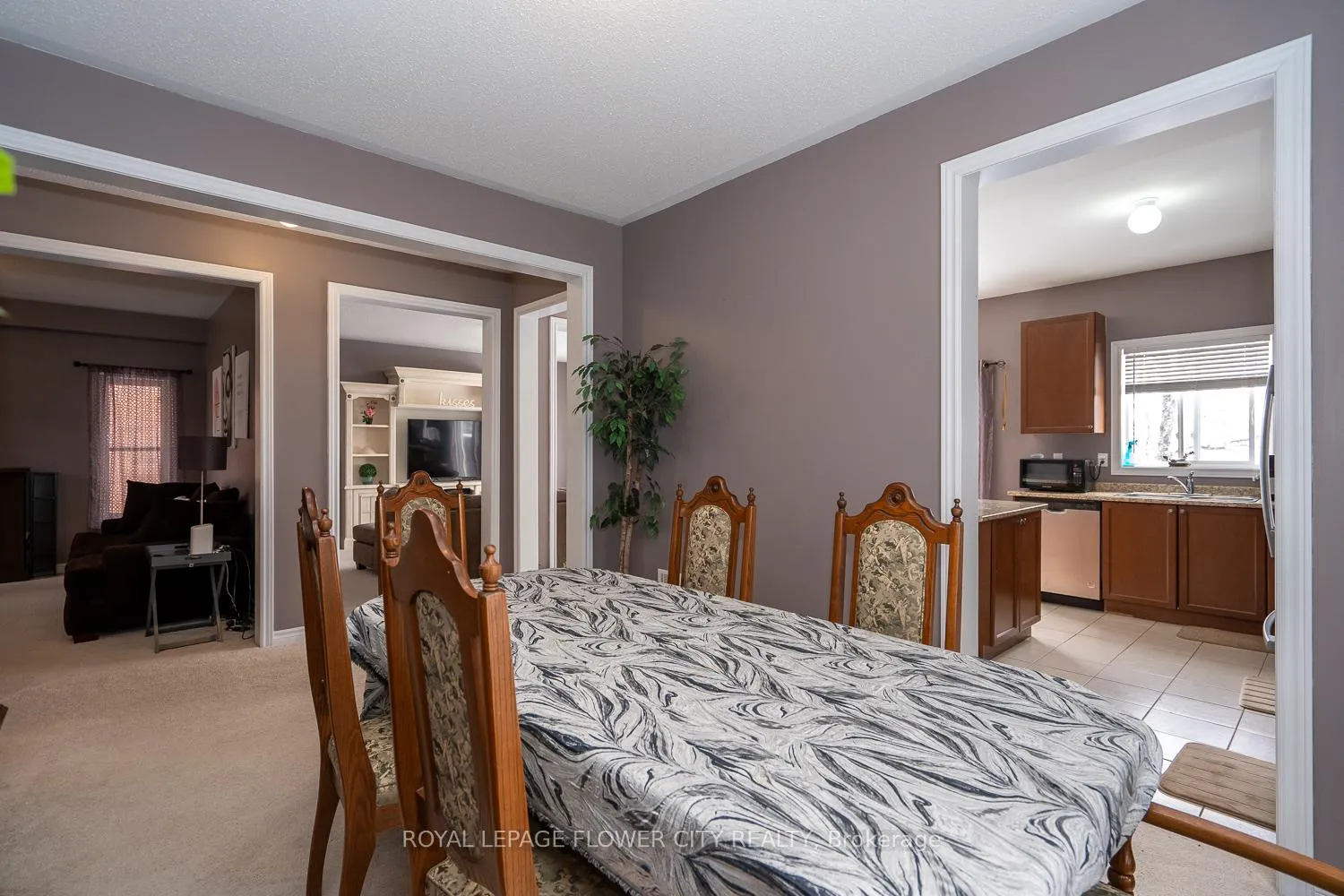 Photo 12 of 896 O'Reilly Crescent, Shelburne — HOMEH