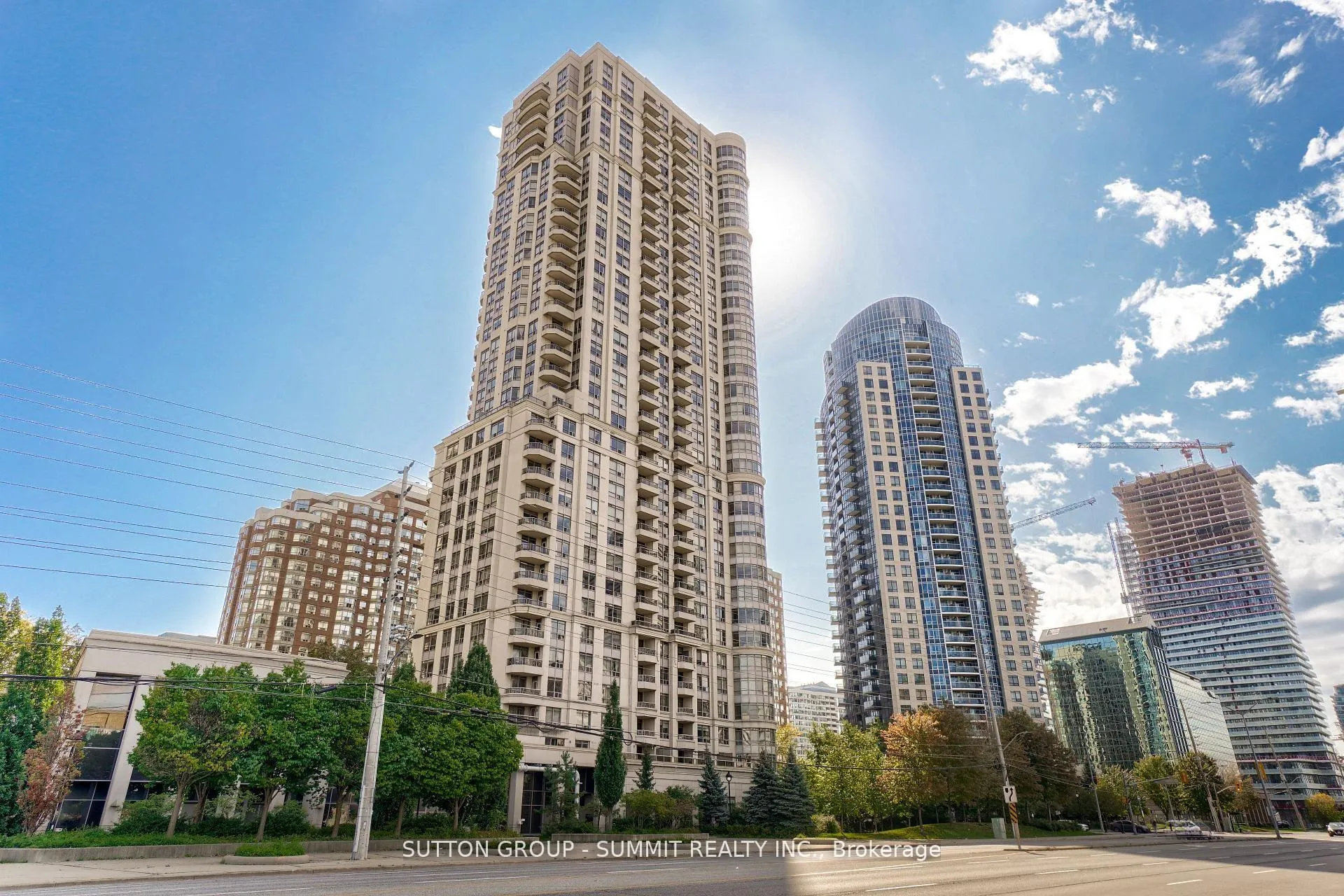 Front of Unit 2310, 310 Burnhamthorpe Road W