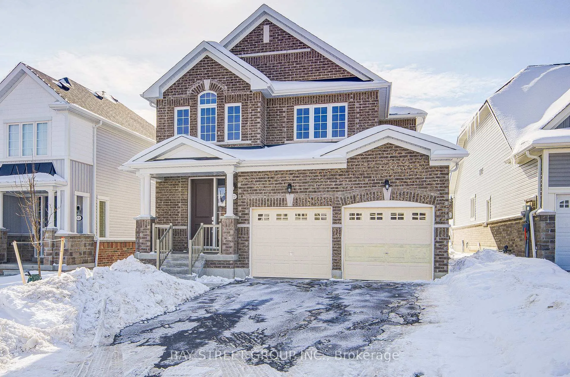 Photo 2 of 72 Forestlane Way, Scugog, Port Perry — HOMEH