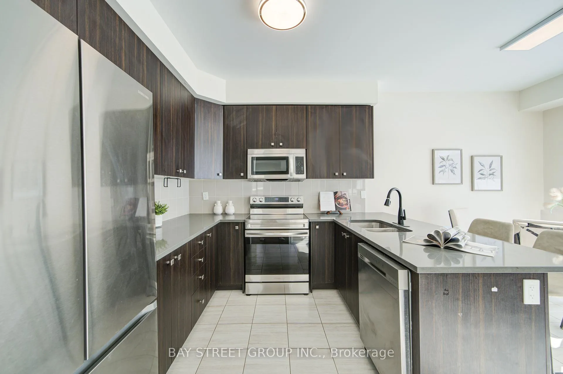 Photo 13 of 72 Forestlane Way, Scugog, Port Perry — HOMEH
