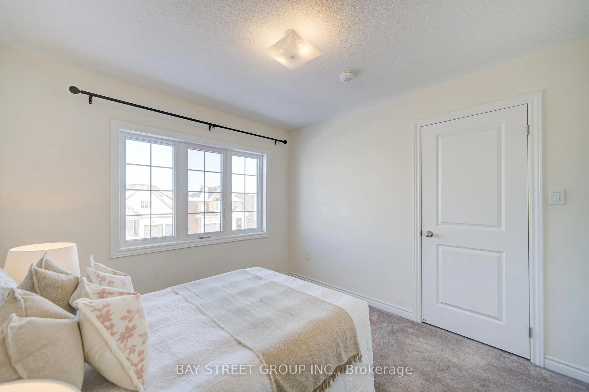 Photo 21 of 72 Forestlane Way, Scugog, Port Perry — HOMEH