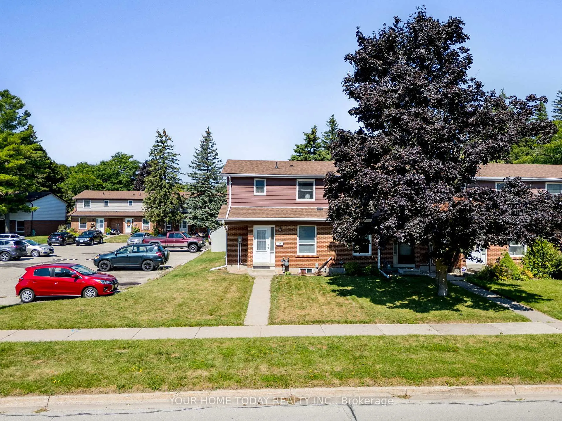 Photo 2 of 109 Kingham Road, Halton Hills, Acton — HOMEH