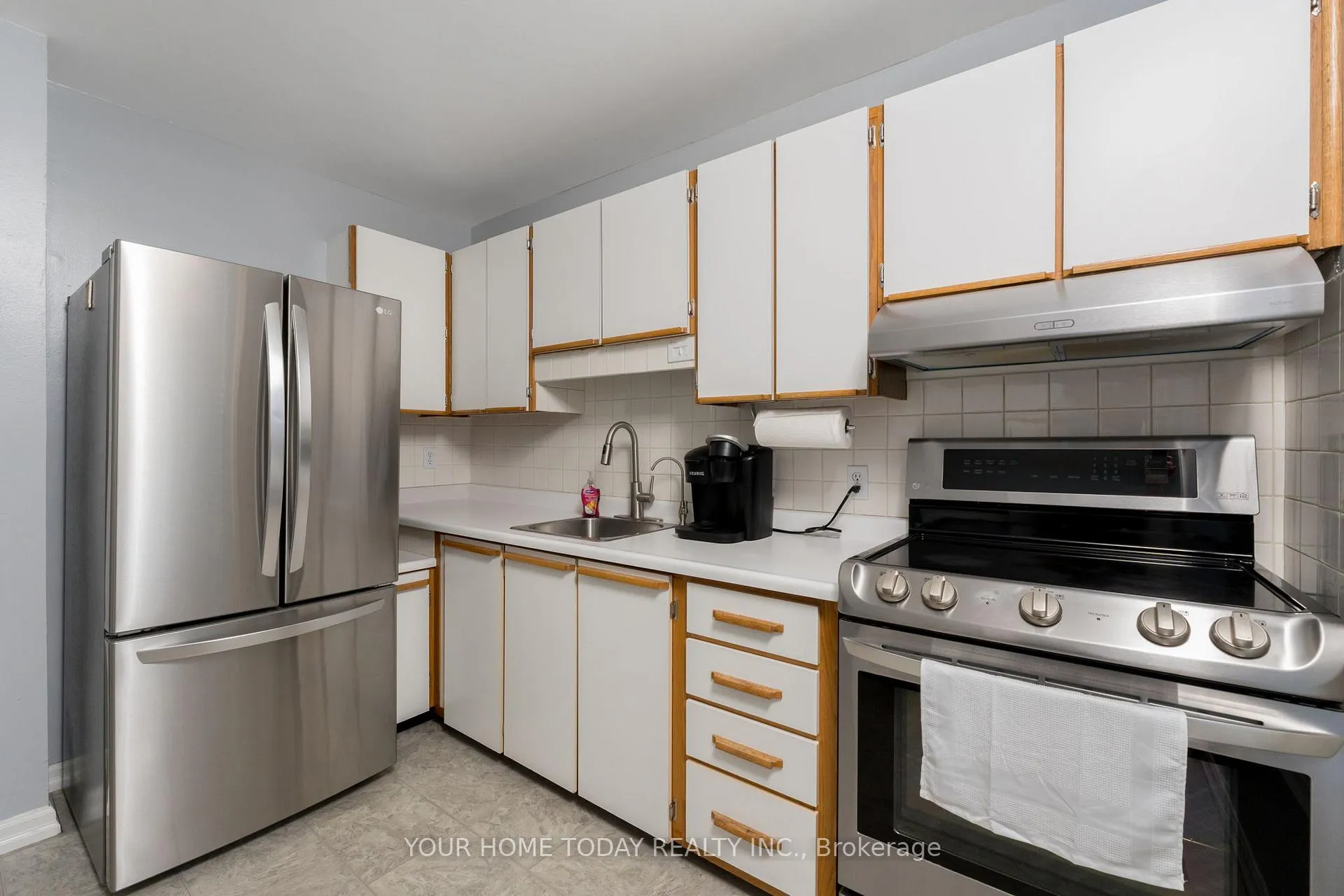 Photo 13 of 109 Kingham Road, Halton Hills, Acton — HOMEH