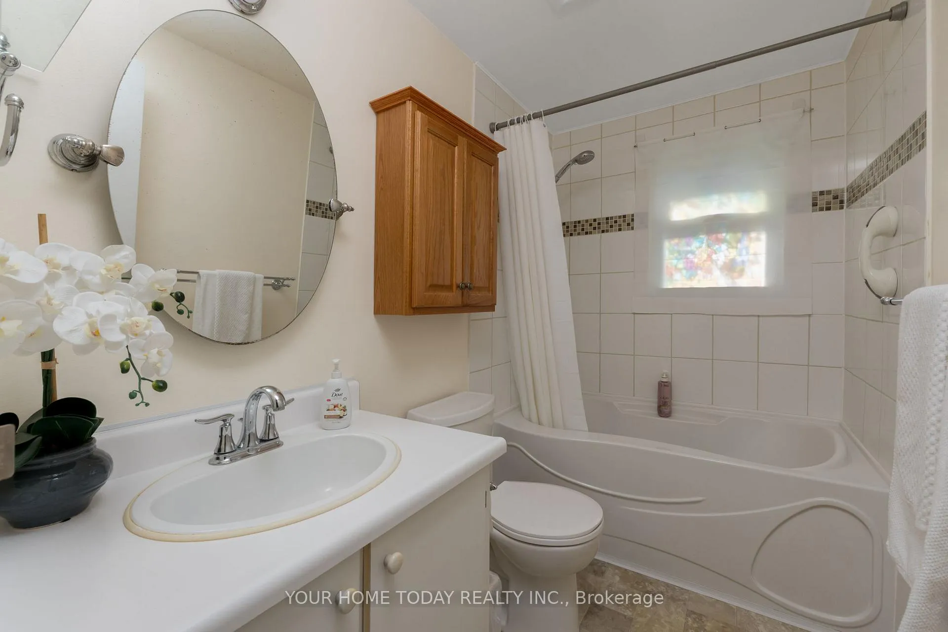 Photo 17 of 109 Kingham Road, Halton Hills, Acton — HOMEH