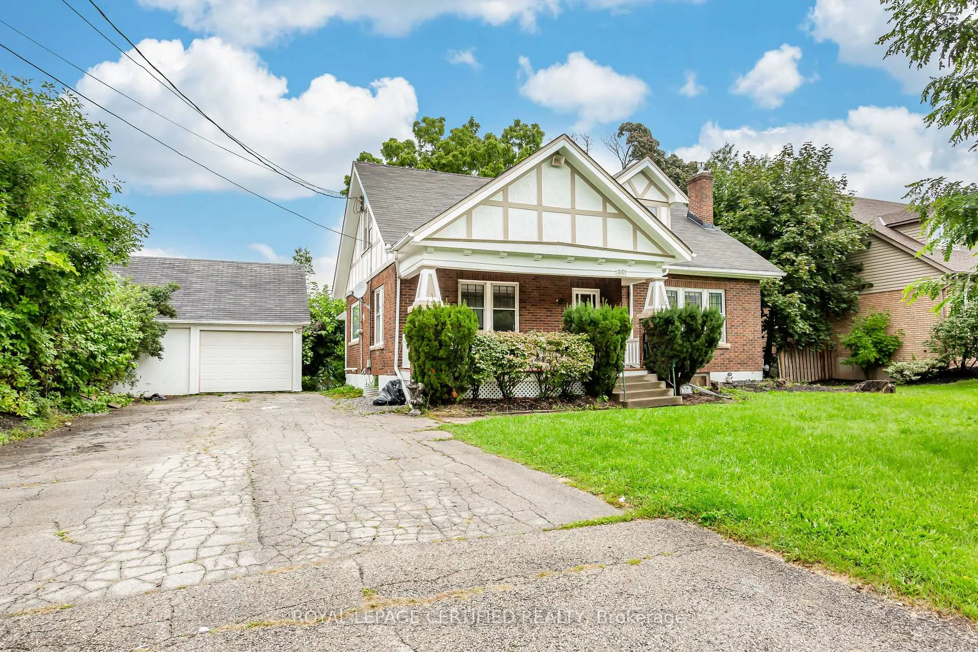 Photo 1 of 391 Dundas Street E, Hamilton, Waterdown — HOMEH